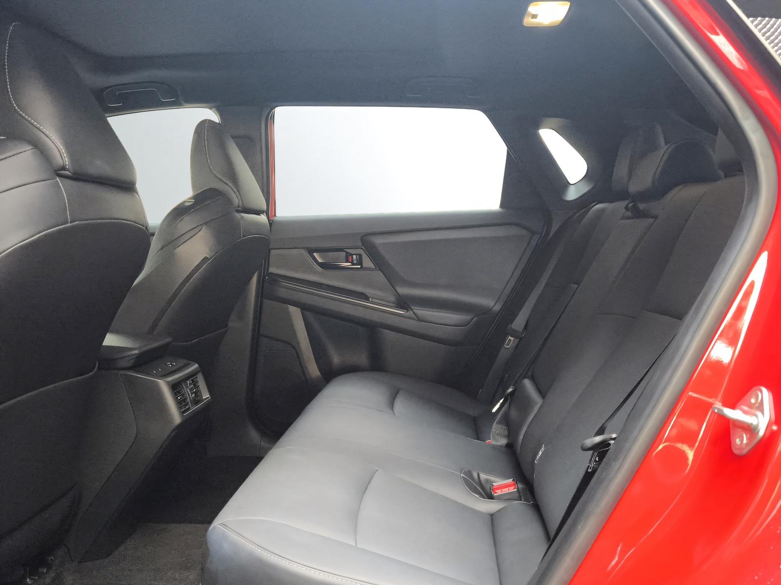 TOYOTA bZ4X Premium AWD-image-8