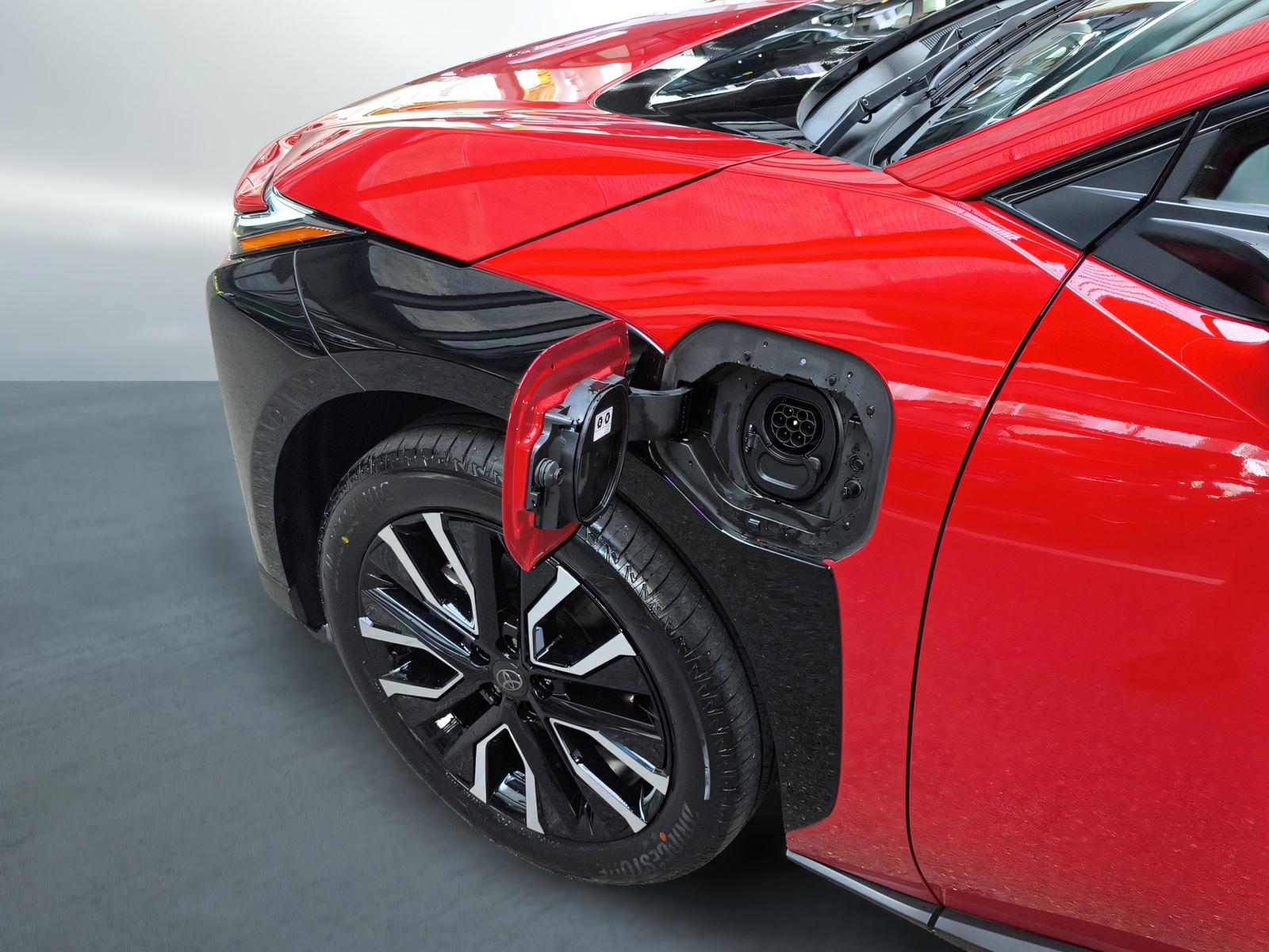 TOYOTA bZ4X Premium AWD-image-19