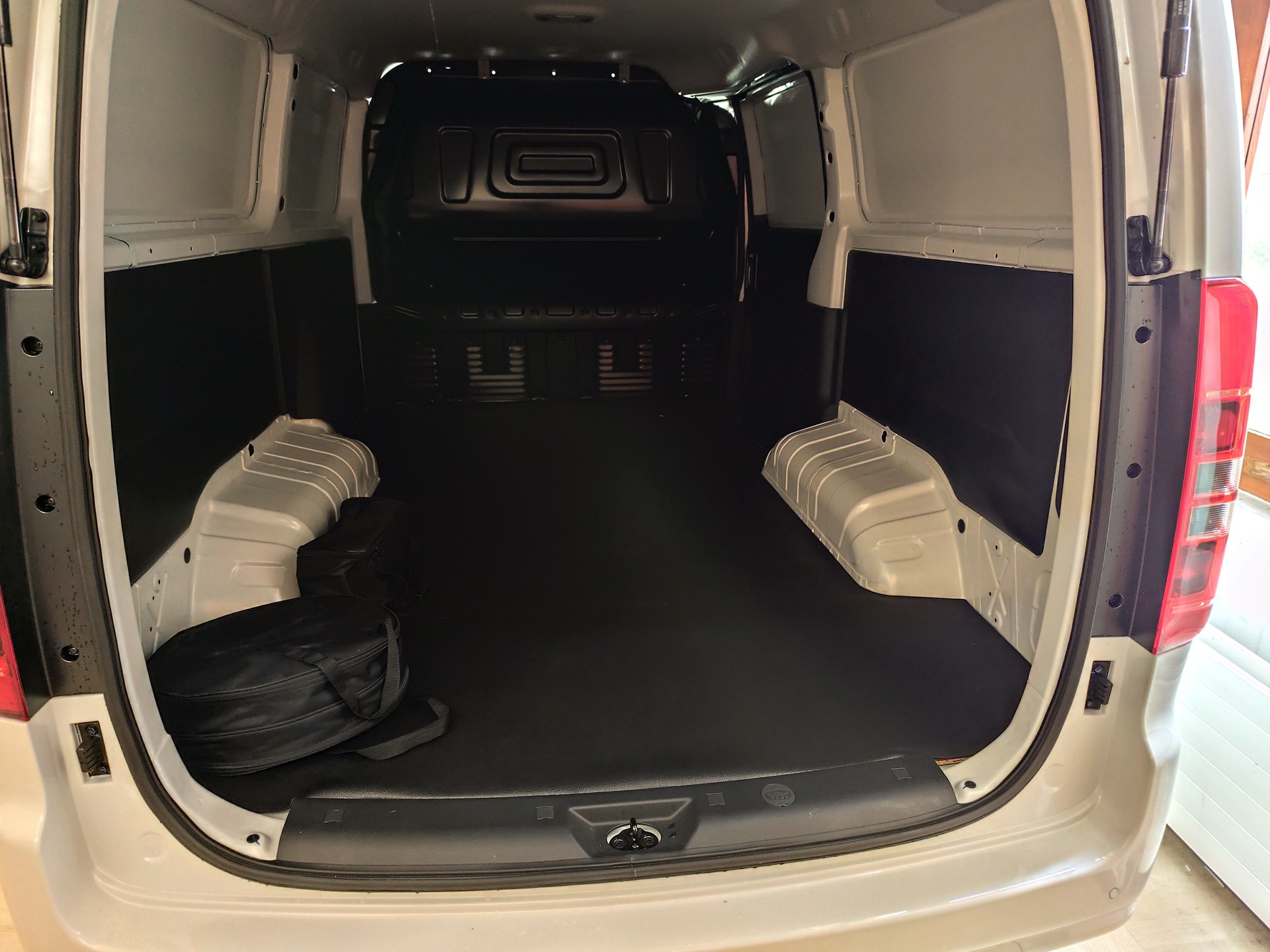 JAC M3ev-image-6
