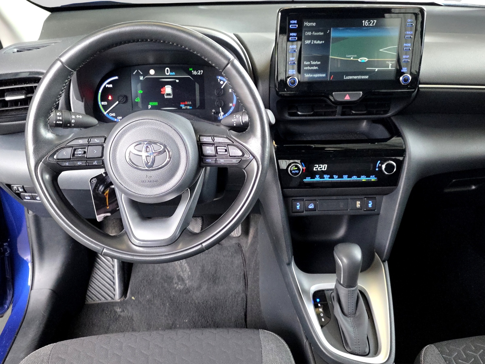 TOYOTA Yaris Cross 1.5 VVT-i HSD Comfort AWD-i-image-10