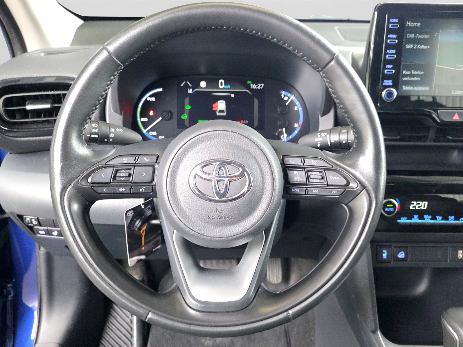 TOYOTA Yaris Cross 1.5 VVT-i HSD Comfort AWD-i-image-9