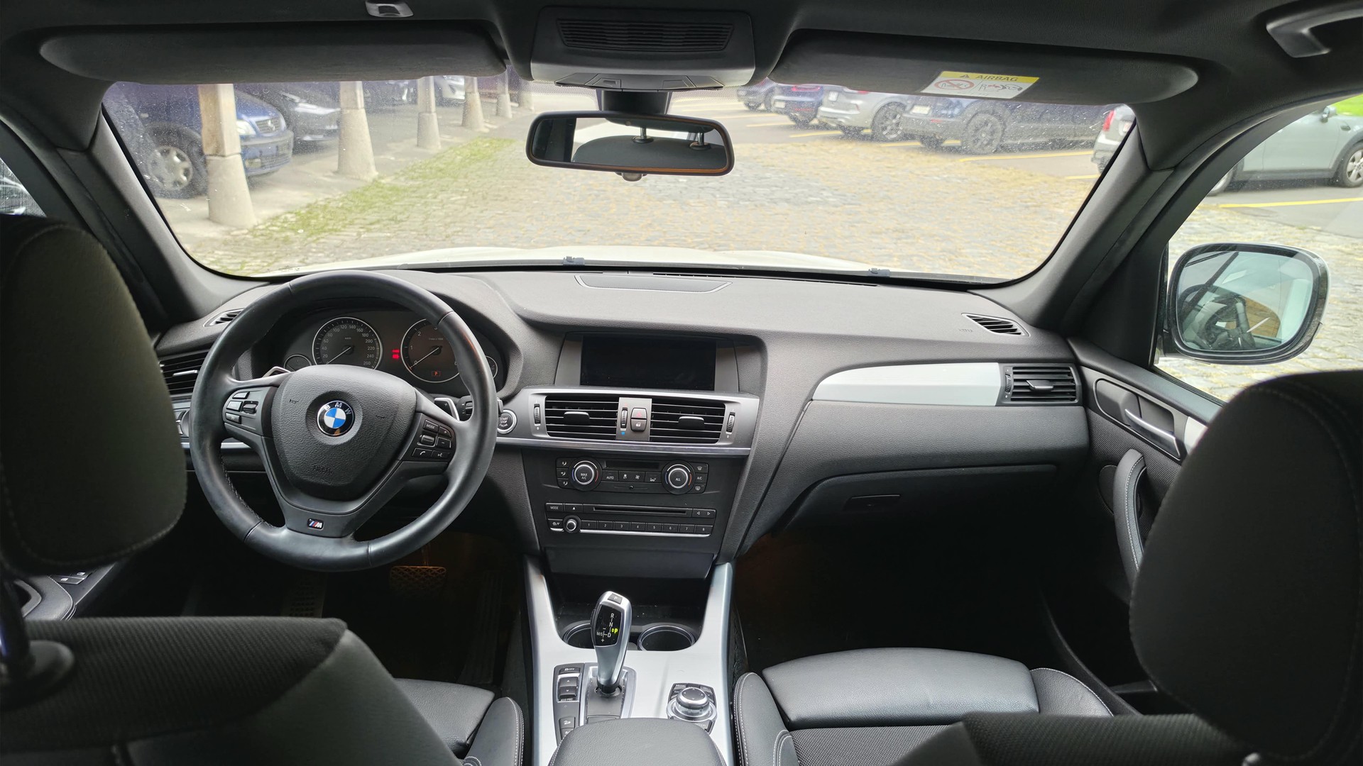 BMW 30d xDrive-image-4