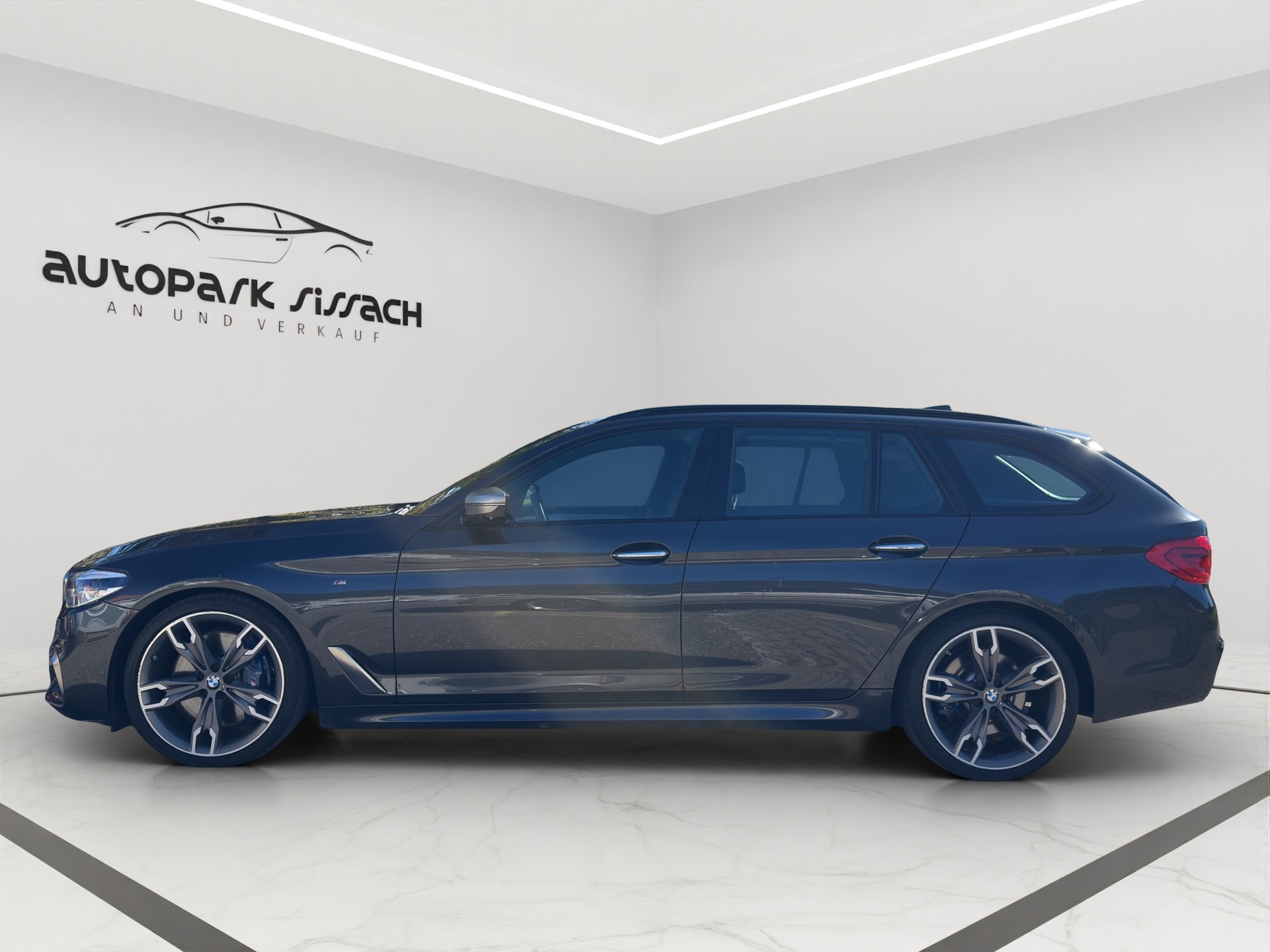 BMW M550d xDrive Touring Steptronic-image-7