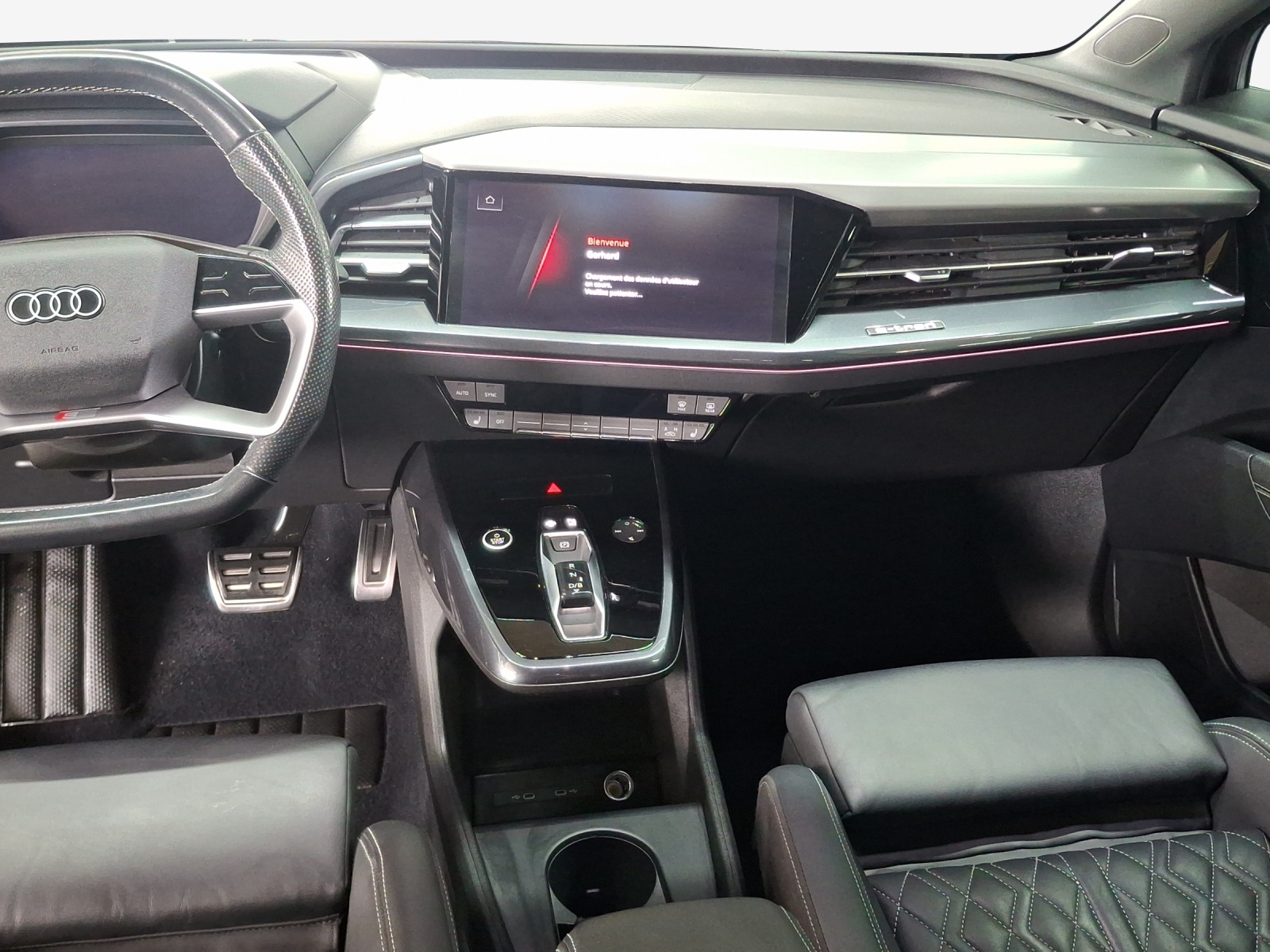 AUDI Q4 e-tron 50 quattro-image-10