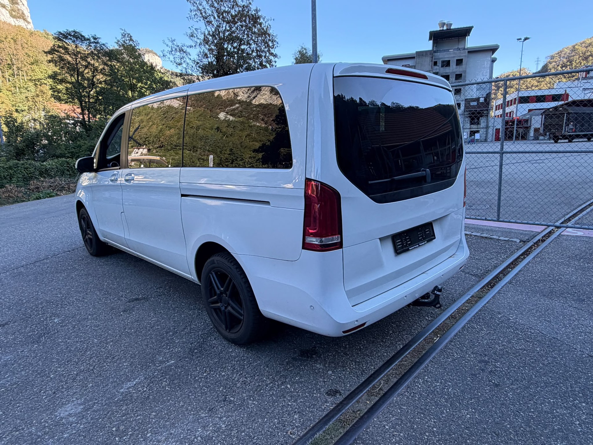 MERCEDES-BENZ V 250 d lang 4Matic 7G-Tronic-image-0