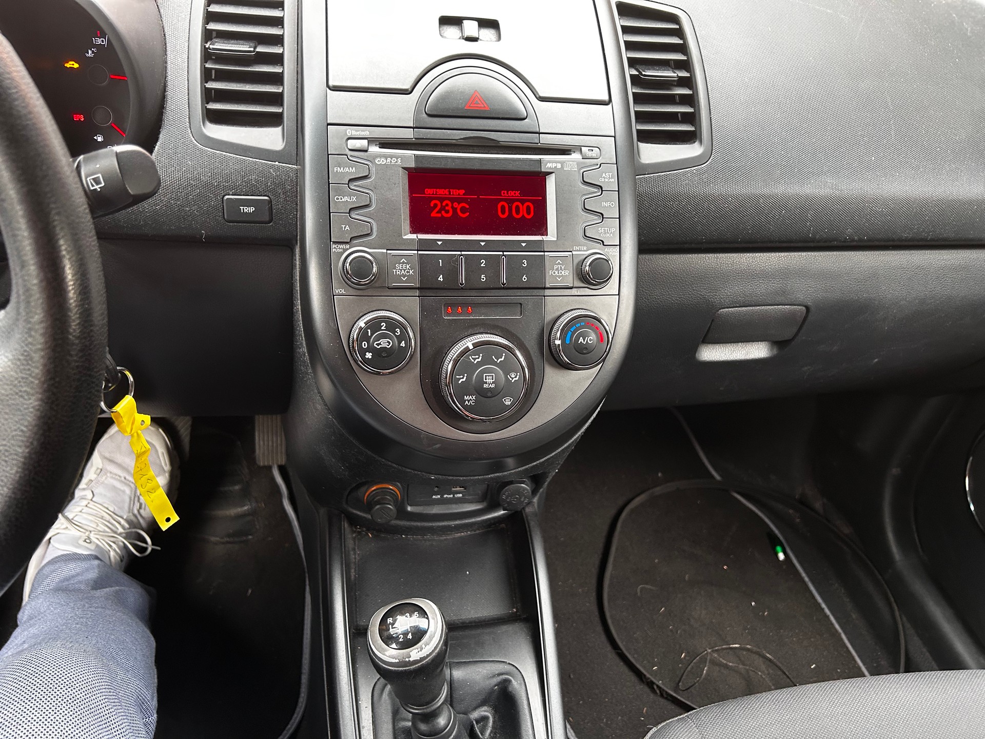 KIA Soul 1.6 CVVT Classic-image-9