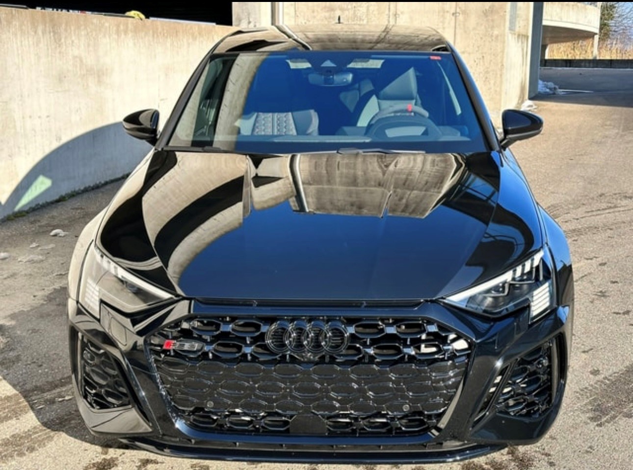 Car photo