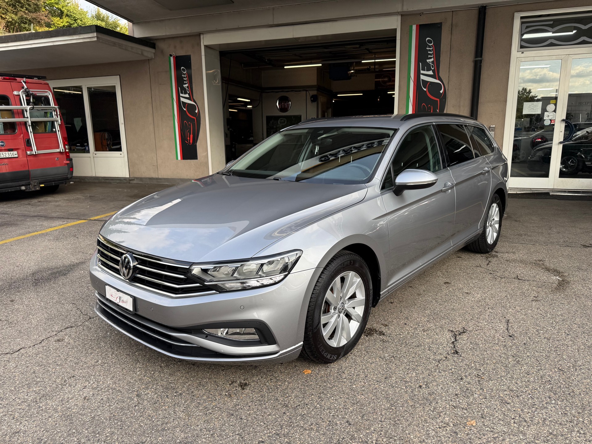 VW Passat 2.0 TDI BMT Business DSG-image-1