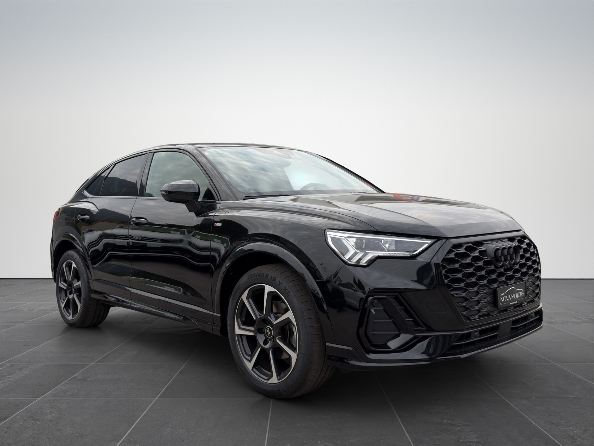 AUDI Q3 Sportback 35 TFSI S line Attraction S-tronic-image-7