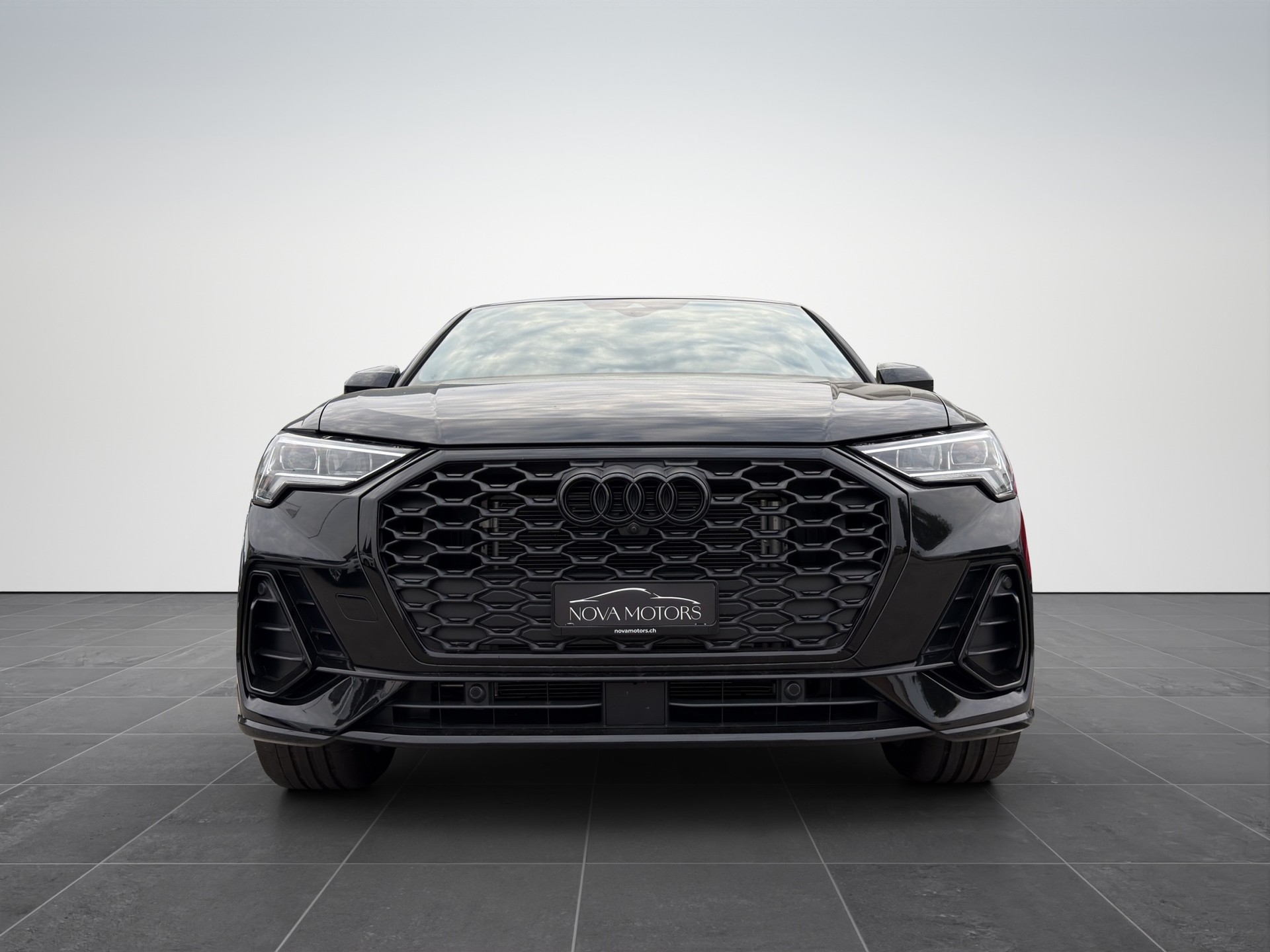 AUDI Q3 Sportback 35 TFSI S line Attraction S-tronic-image-1