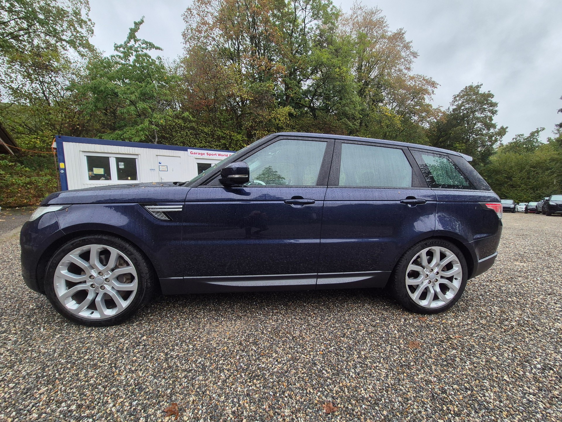 LAND ROVER Range Rover Sport 3.0 SDV6 HSE Dynamic Automatic-image-12