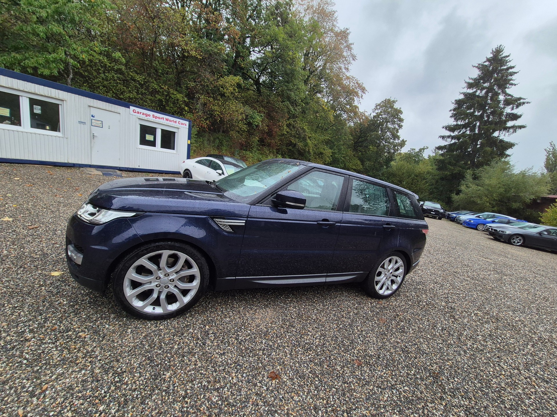 LAND ROVER Range Rover Sport 3.0 SDV6 HSE Dynamic Automatic-image-4