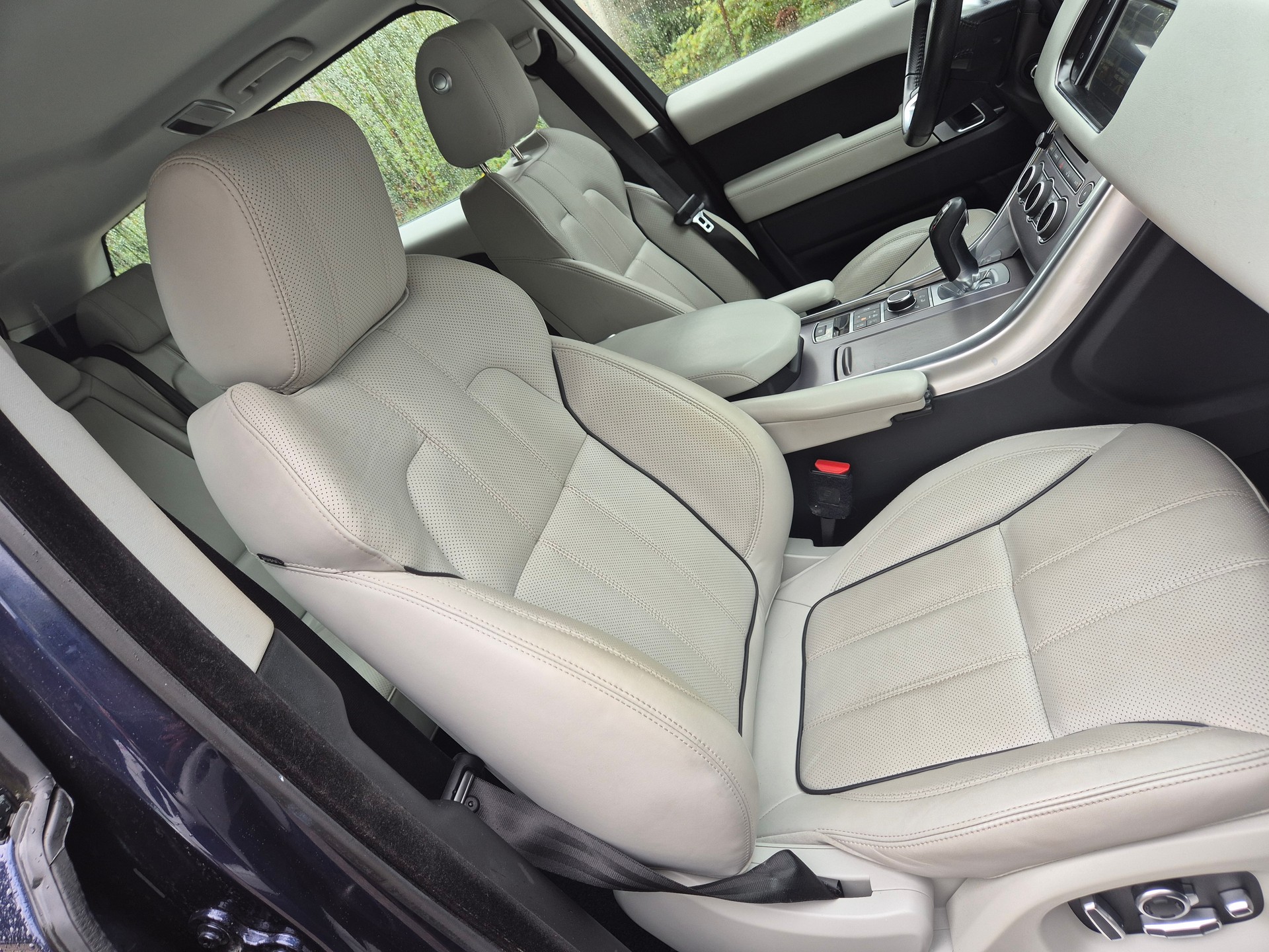 LAND ROVER Range Rover Sport 3.0 SDV6 HSE Dynamic Automatic-image-21