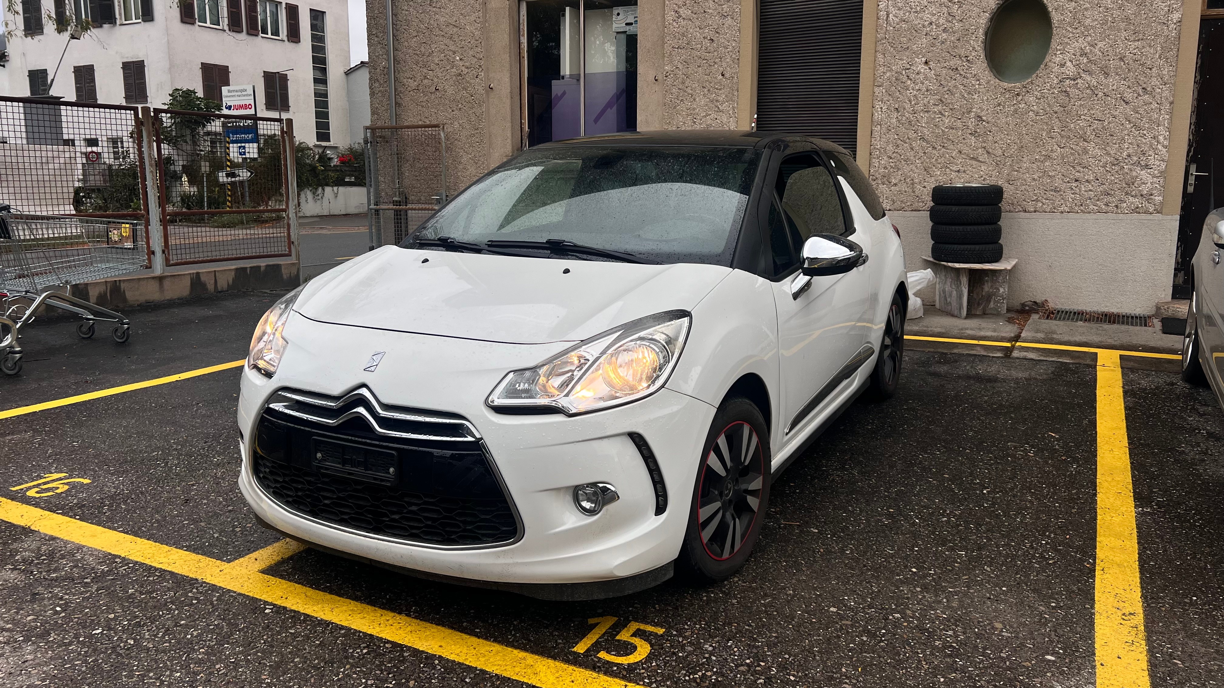 Car photo
