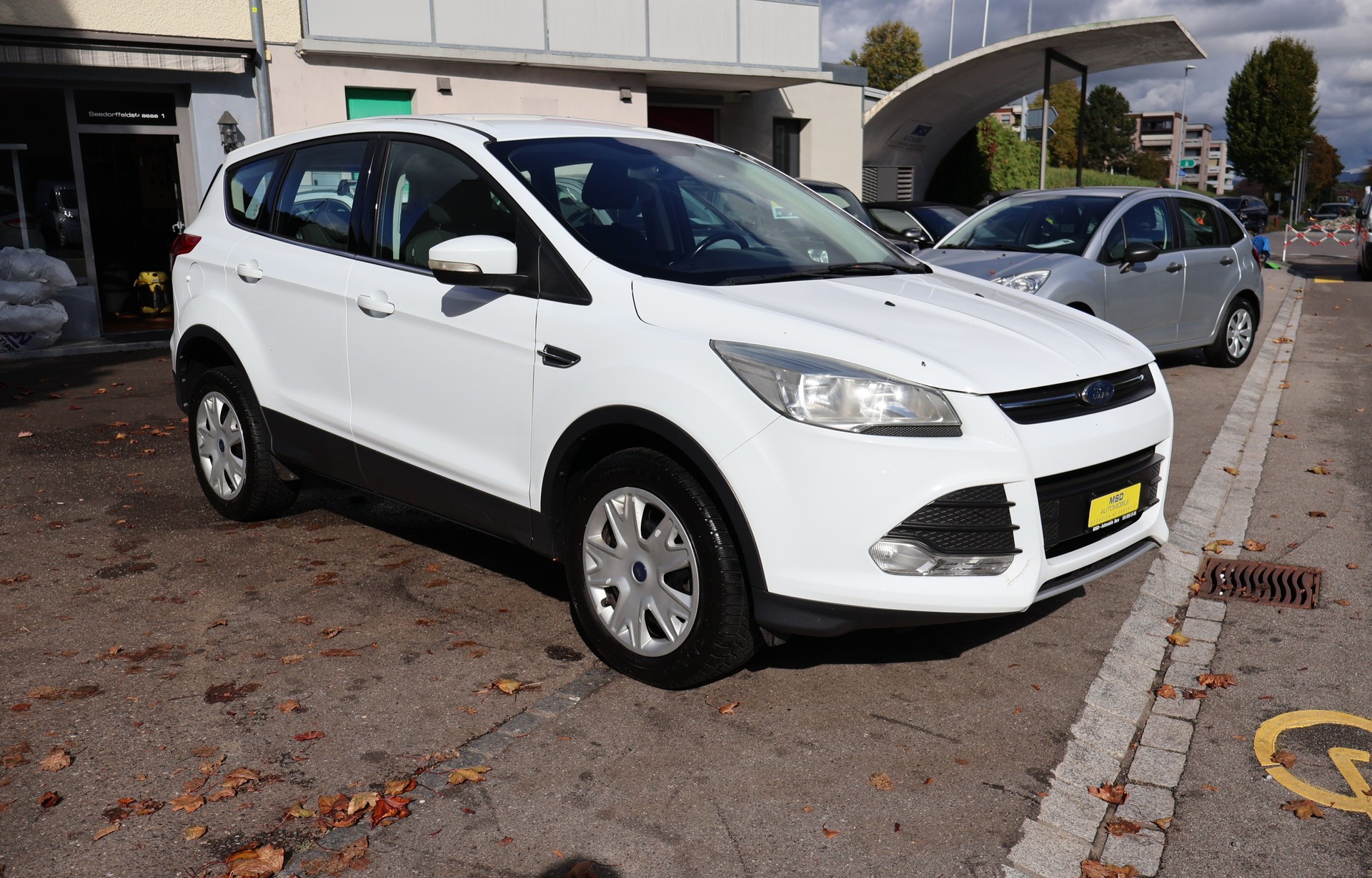 FORD Kuga 1.6 SCTi Carving 2WD-image-1