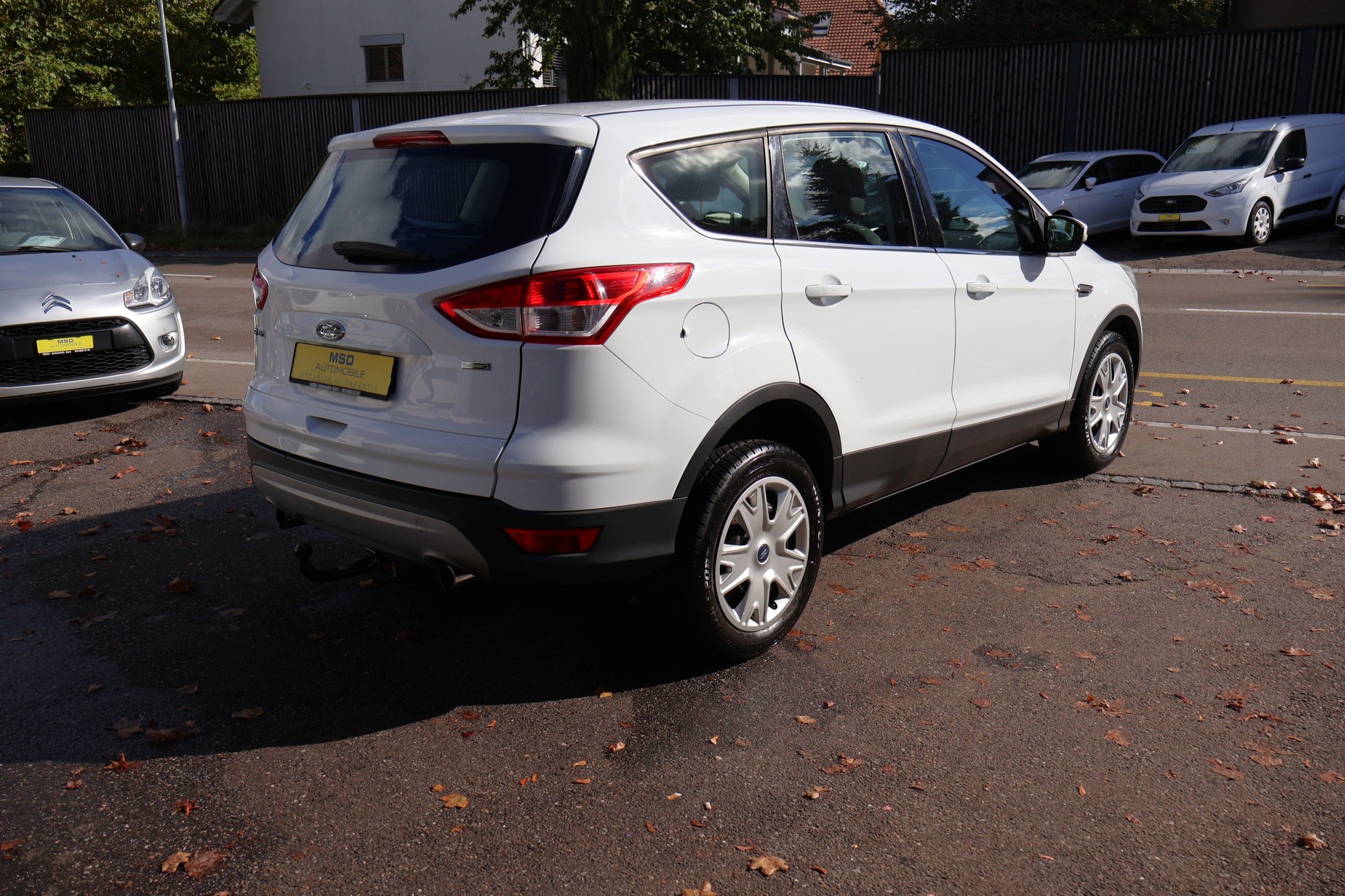 FORD Kuga 1.6 SCTi Carving 2WD-image-4