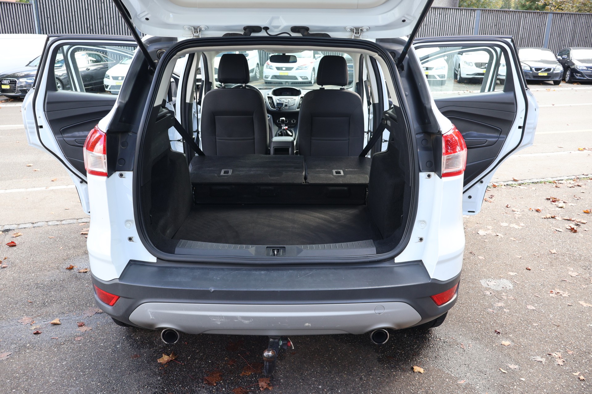 FORD Kuga 1.6 SCTi Carving 2WD-image-8