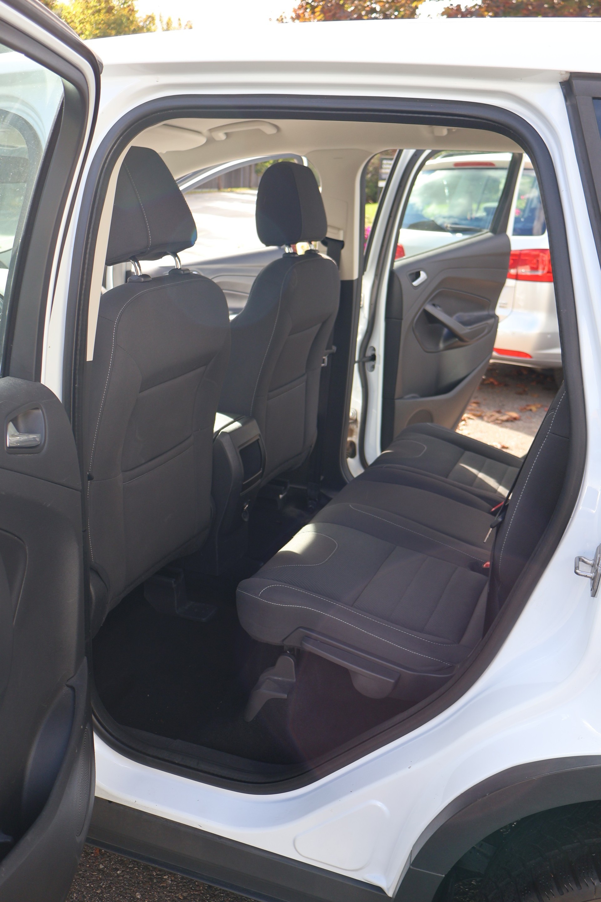 FORD Kuga 1.6 SCTi Carving 2WD-image-15
