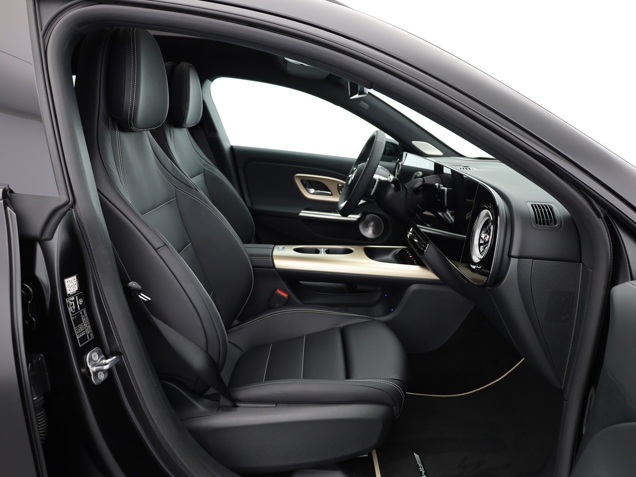 MERCEDES-BENZ CLA Shooting Brake 220 4Matic 8G-DCT-image-9