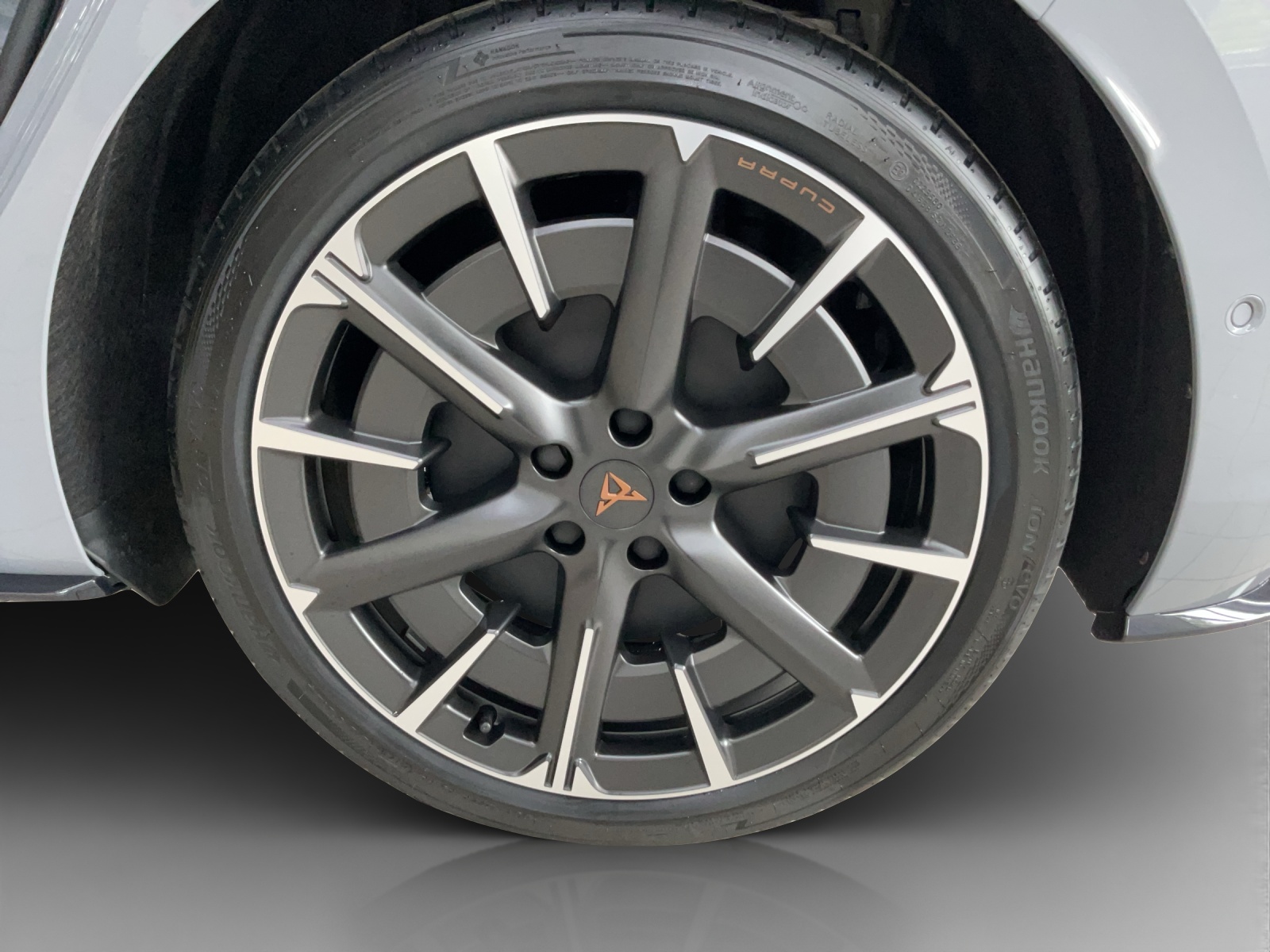 CUPRA Born 79 kWh Prime-image-14