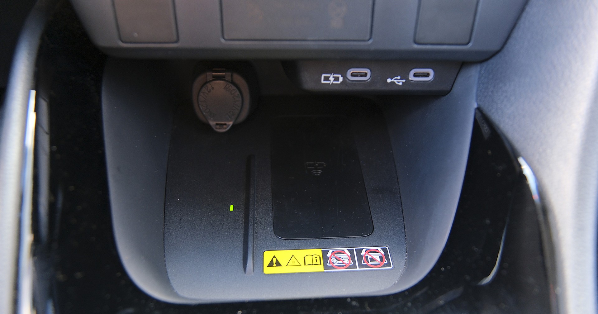 TOYOTA Yaris 1.5 Trend e-CVT-image-20