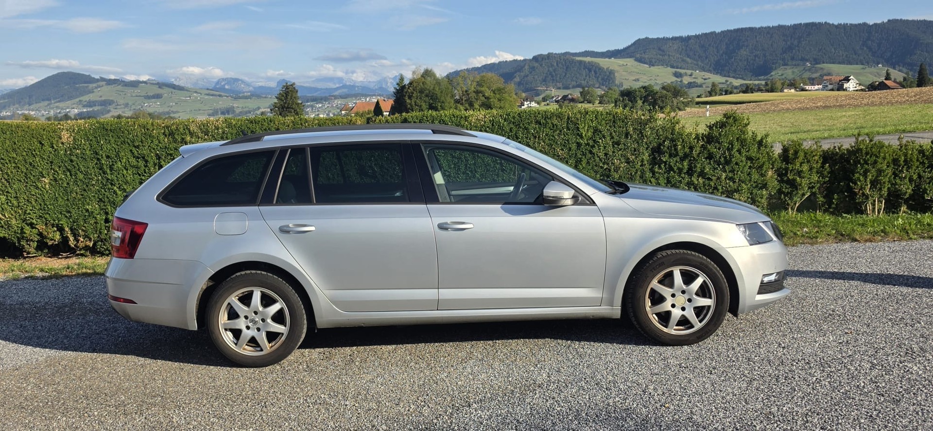 SKODA 2.0 TDI 150 Ambition DSG-image-5