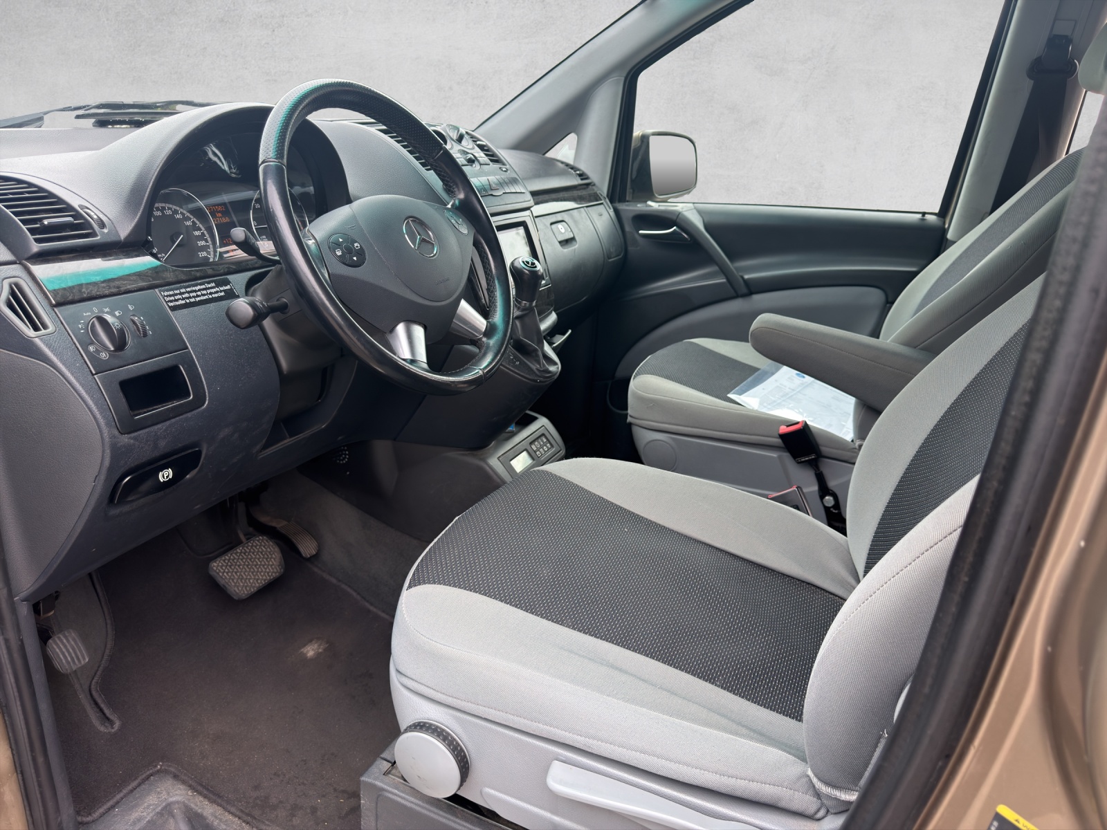 MERCEDES-BENZ Viano 2.2 CDI Blue Efficiency Marco Polo A-image-11