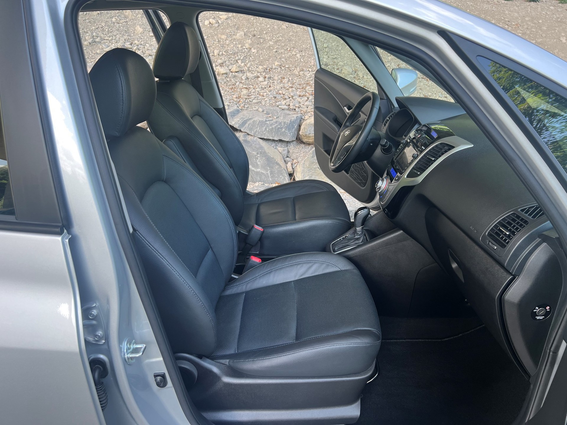 HYUNDAI iX20 1.6 Vertex Automatic-image-10