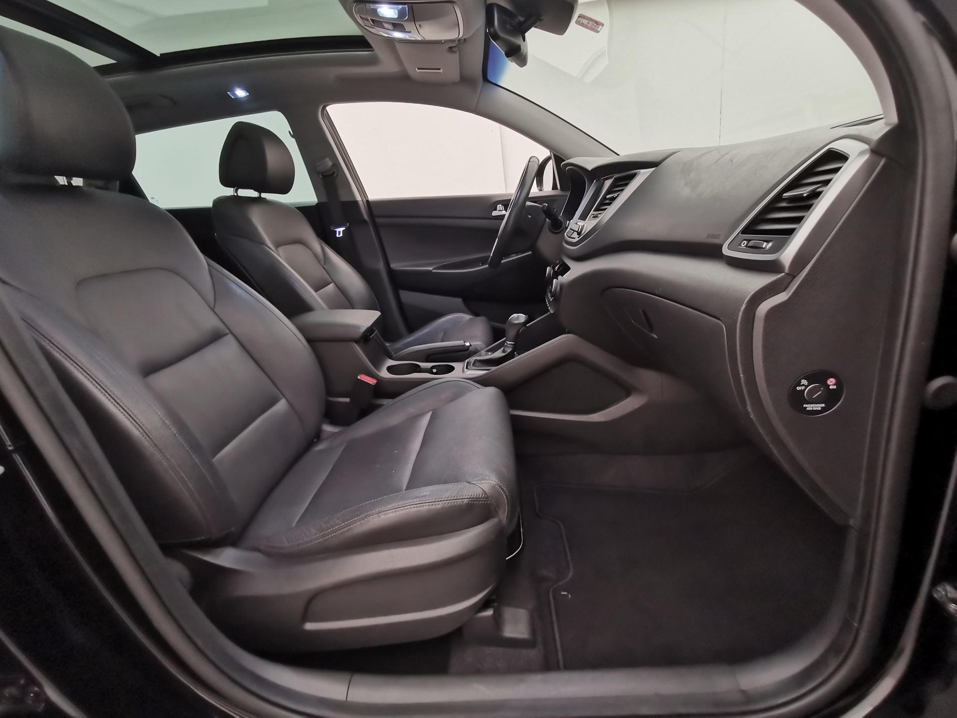HYUNDAI Tucson 2.0 CRDI Vertex 4WD-image-12