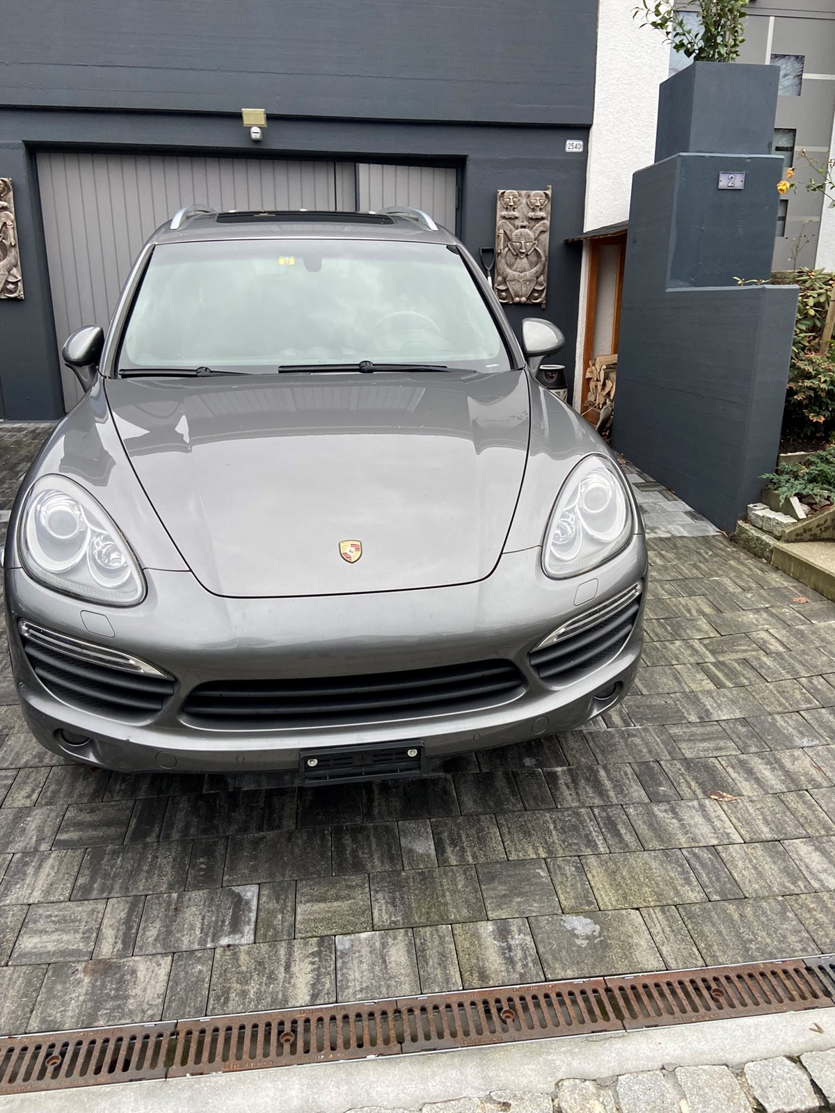 PORSCHE Cayenne S-image-0