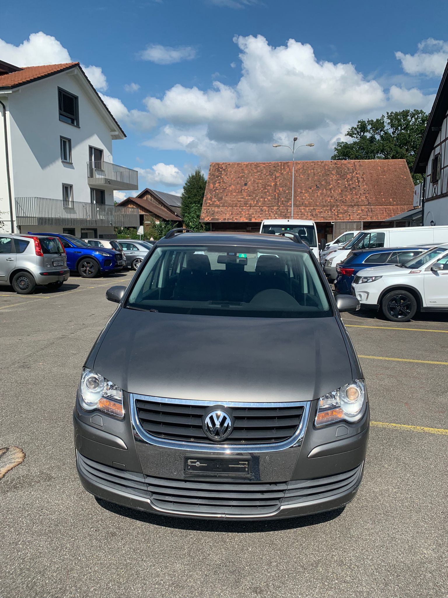 VW Touran 1.4 TSI Highline-image-0