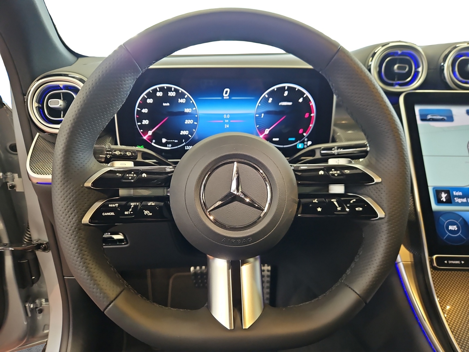 MERCEDES-BENZ GLC 220 d 4M 9G-Tronic-image-10
