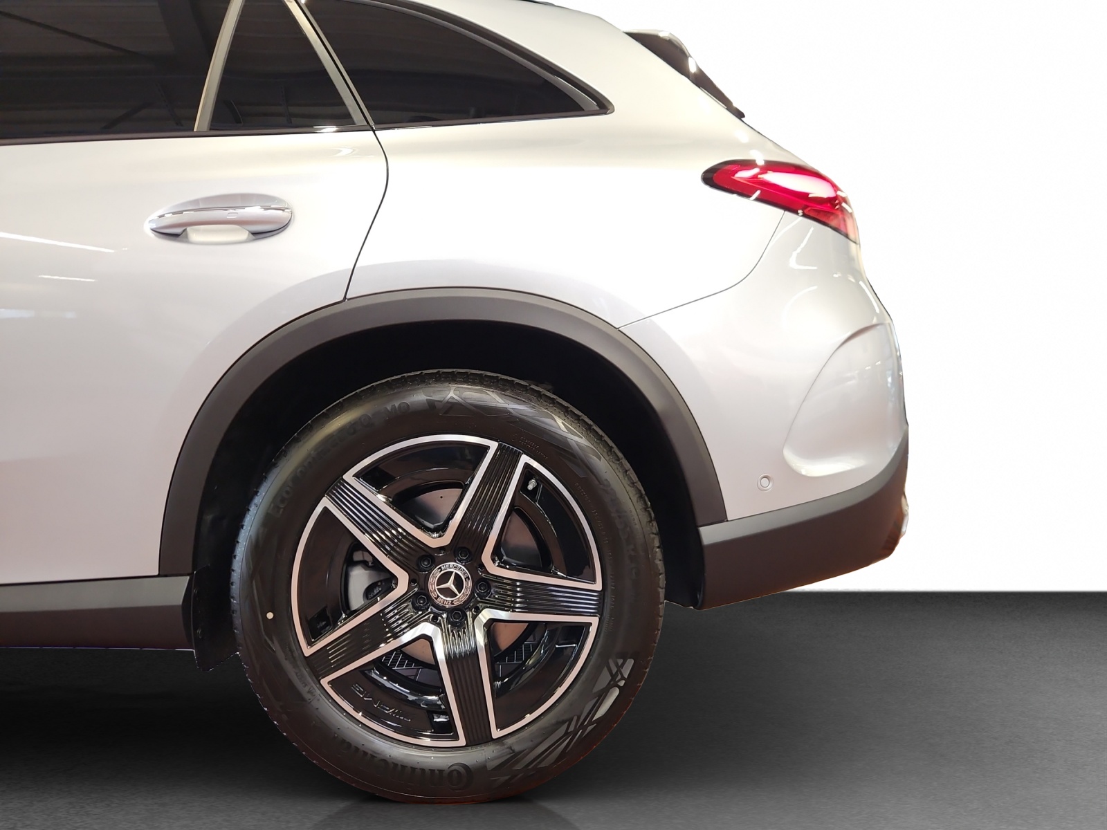 MERCEDES-BENZ GLC 220 d 4M 9G-Tronic-image-22