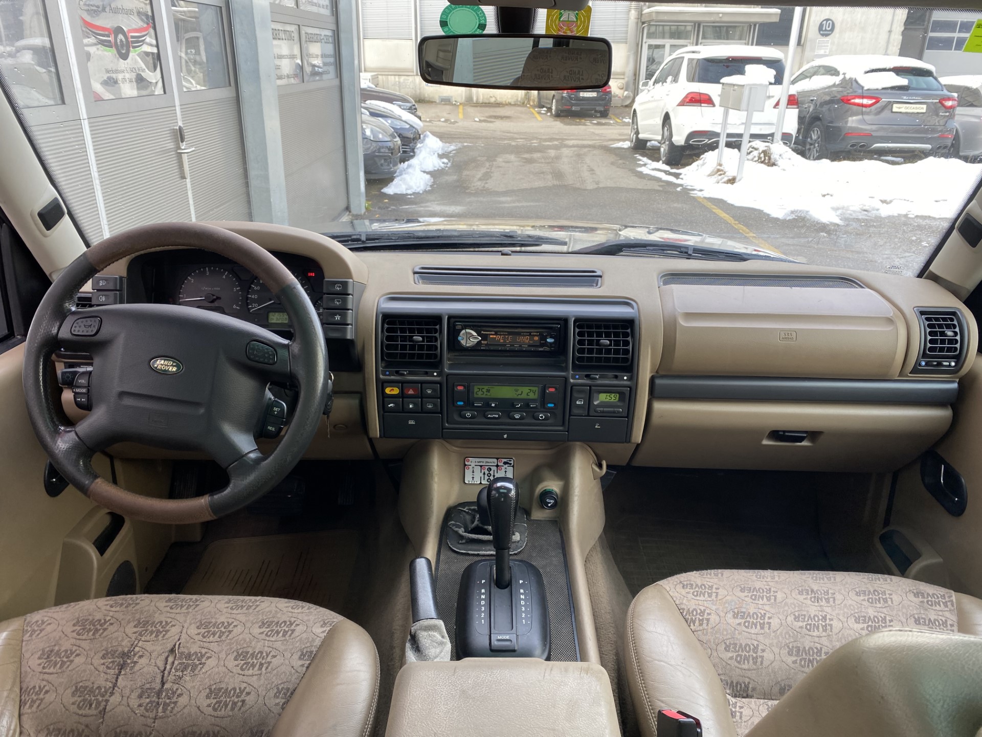 LAND ROVER Discovery 2.5 Td5 XS-image-8