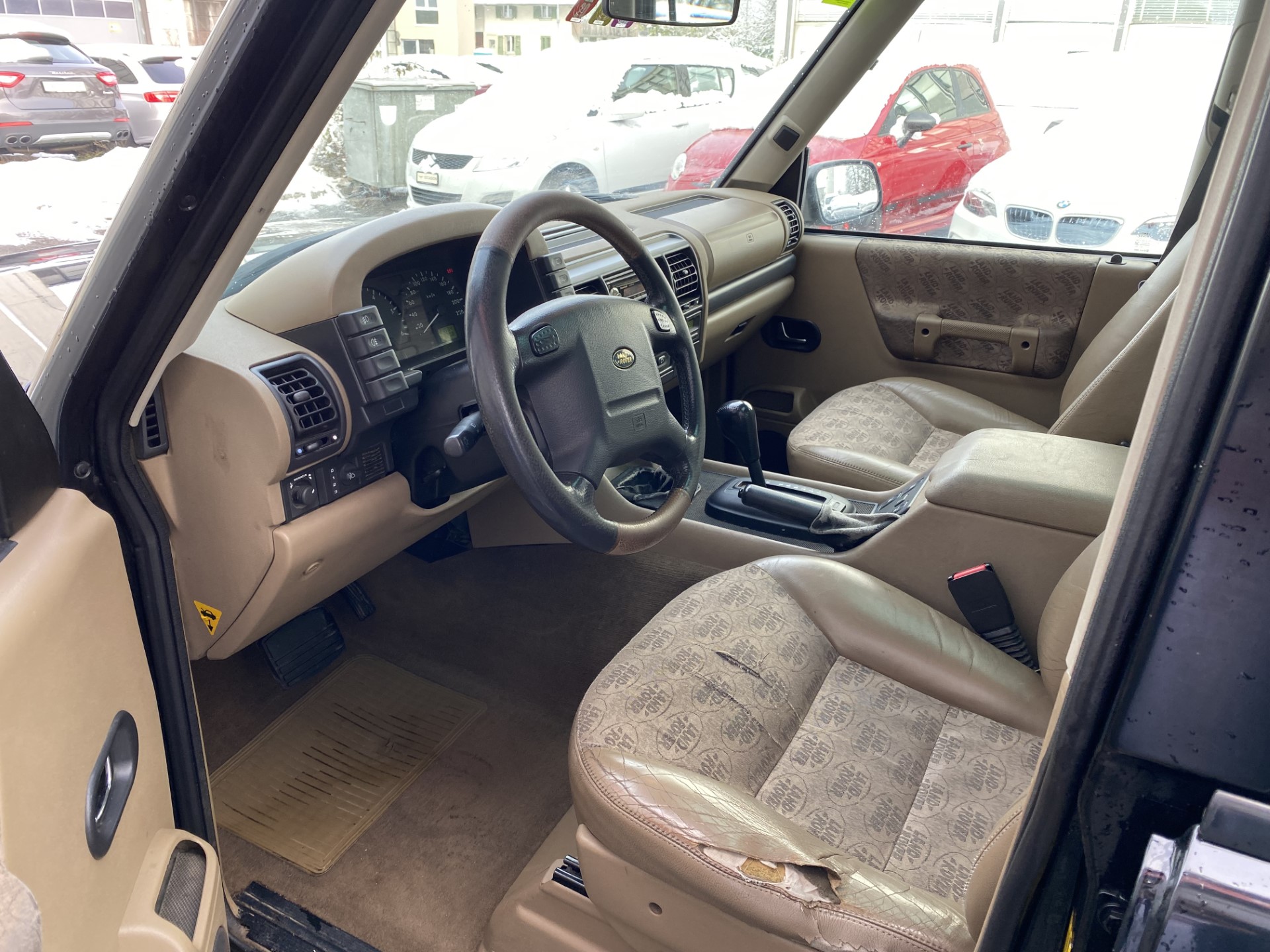 LAND ROVER Discovery 2.5 Td5 XS-image-9