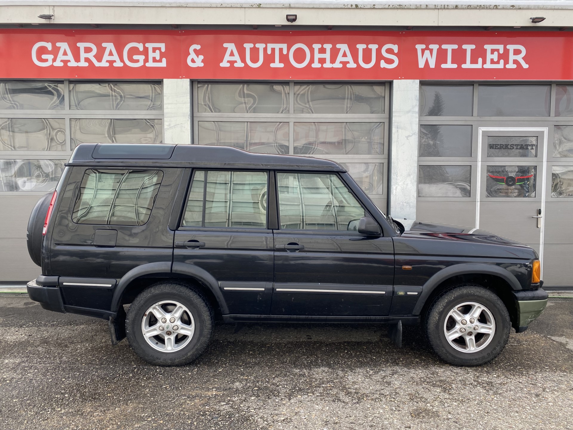 LAND ROVER Discovery 2.5 Td5 XS-image-3
