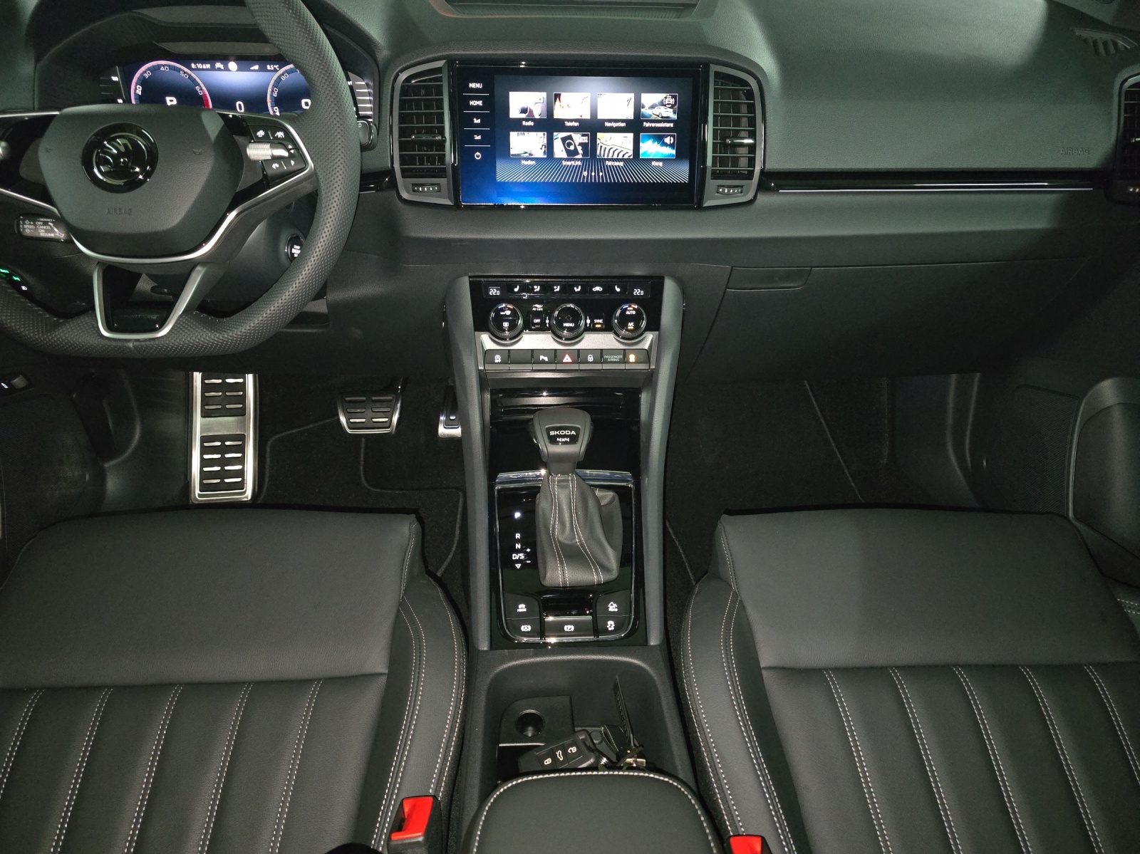 SKODA Karoq 2.0 TSI SportLine 4x4 DSG-image-6