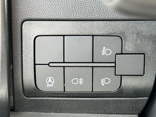 TOYOTA Proace 2.2DHDL4H3 Activ A-image-12