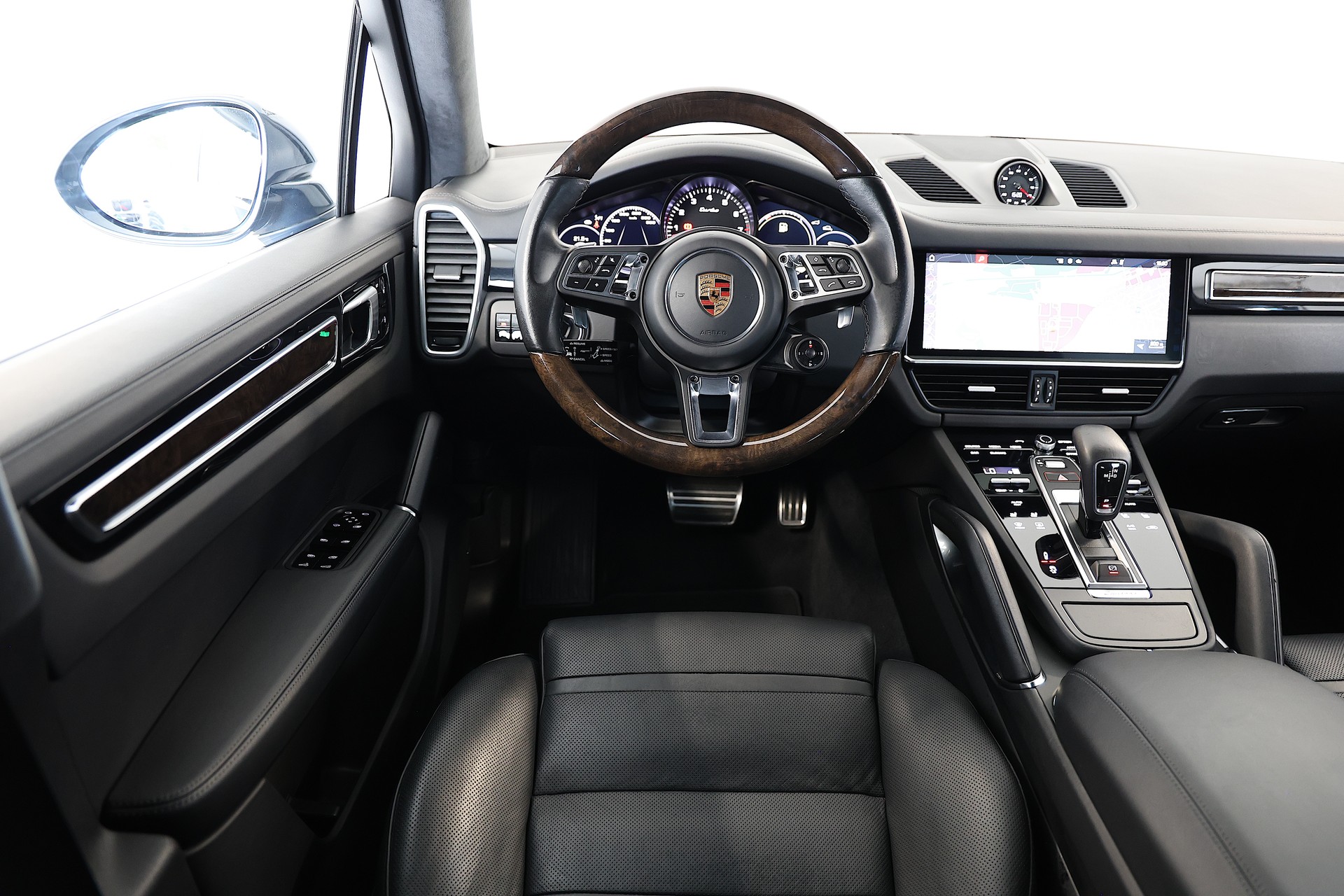 PORSCHE Cayenne Turbo-image-10