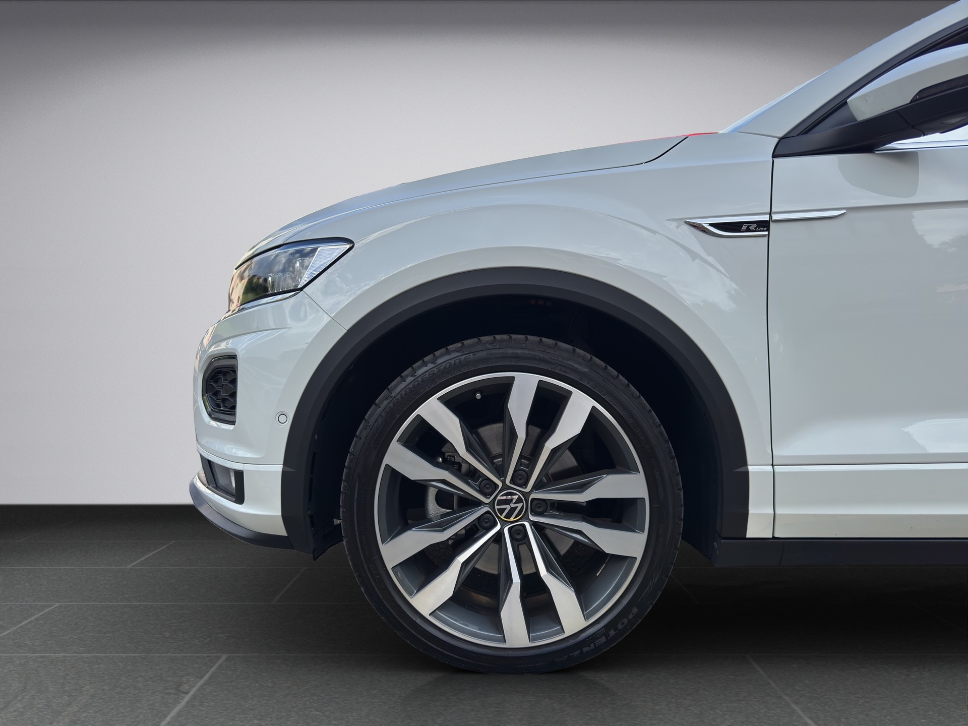 VW T-Roc Cabriolet 1.5 TSI EVO R-Line DSG-image-13