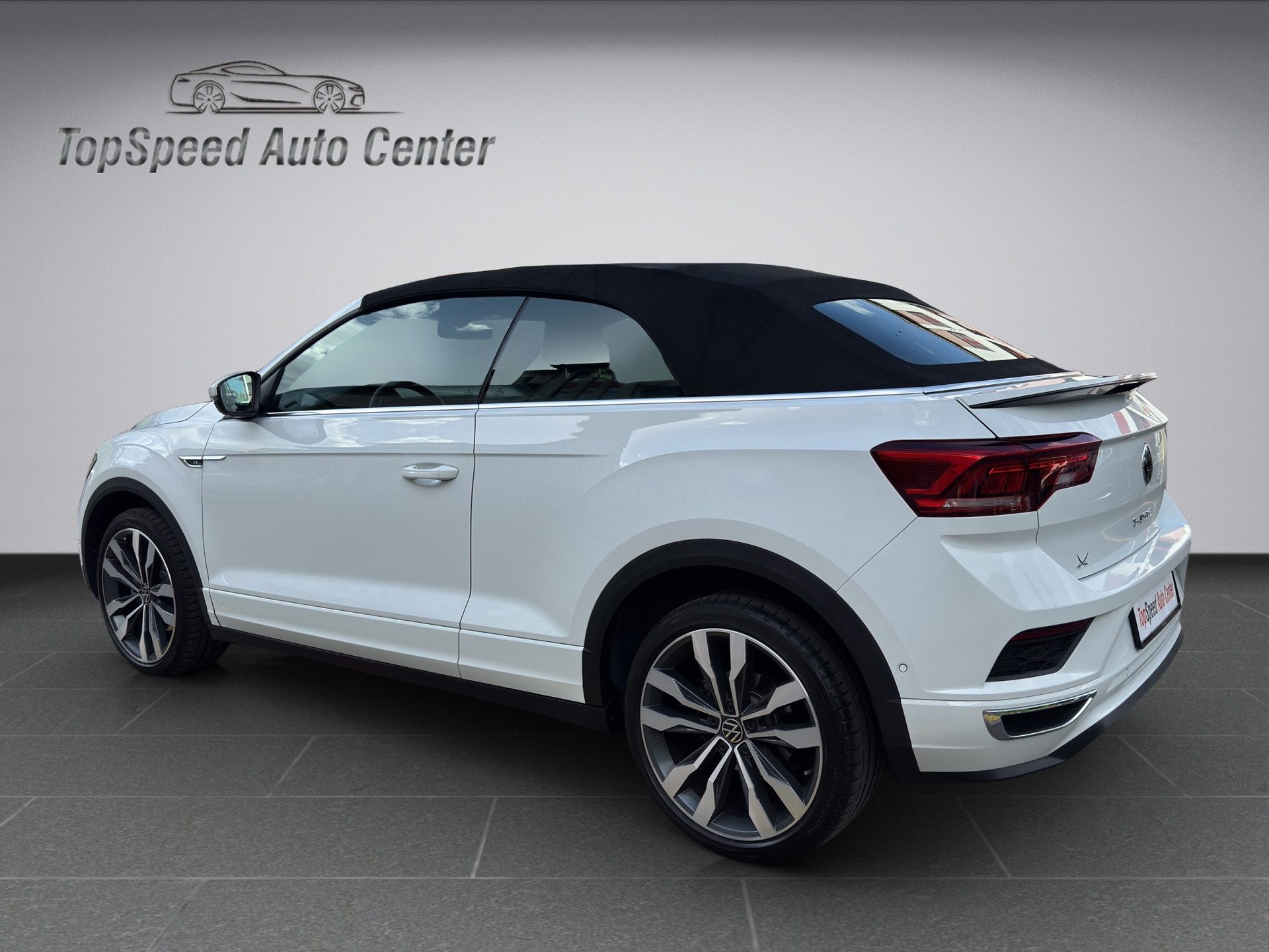 VW T-Roc Cabriolet 1.5 TSI EVO R-Line DSG-image-3