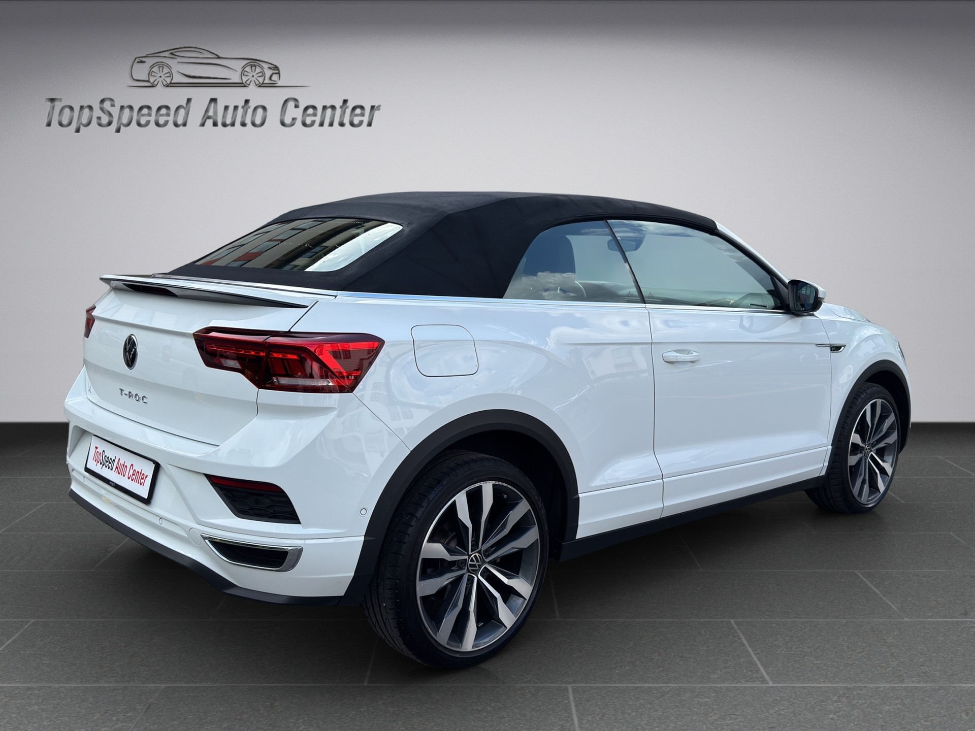 VW T-Roc Cabriolet 1.5 TSI EVO R-Line DSG-image-5
