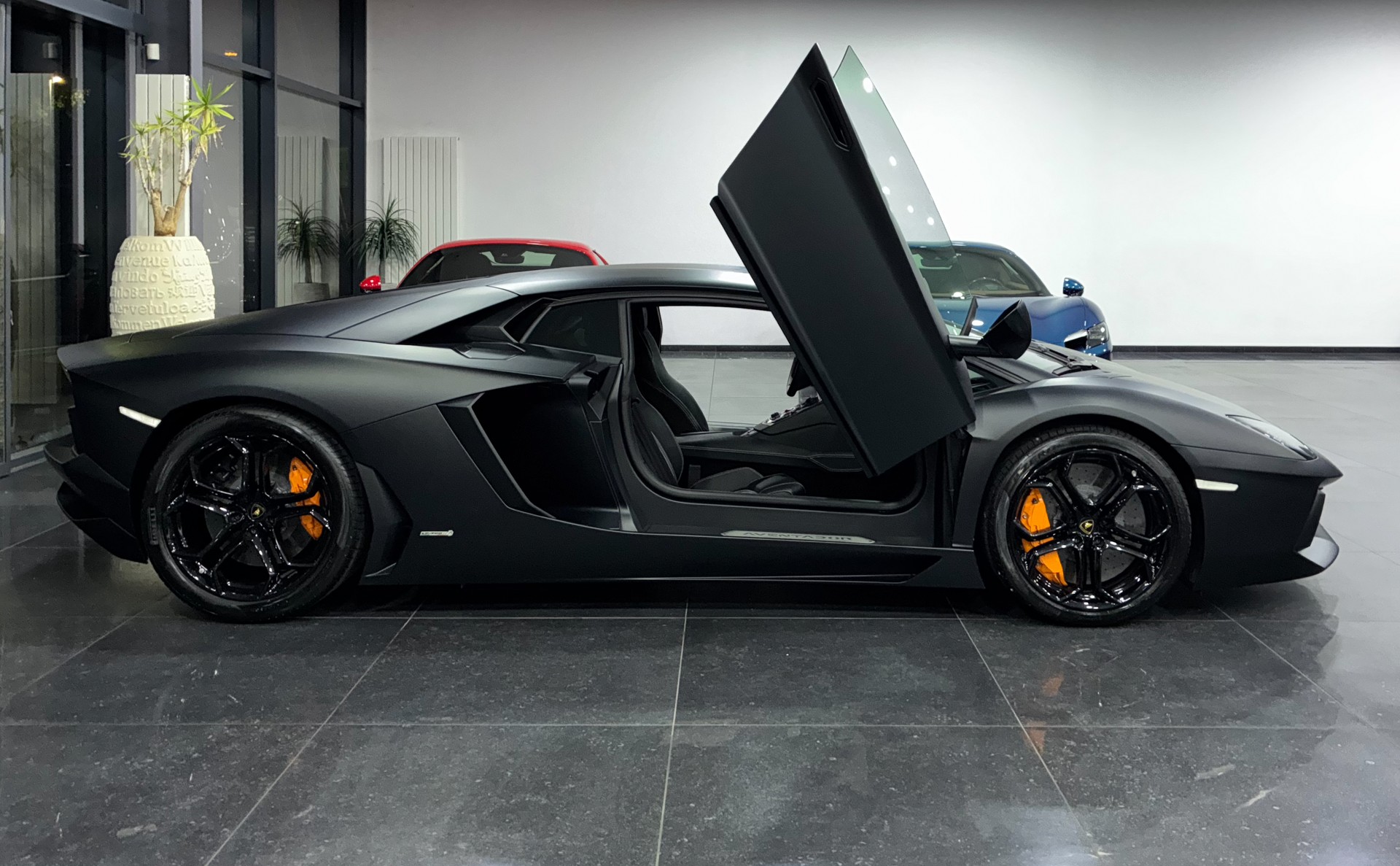 LAMBORGHINI Aventador LP700-4 Coupé E-Gear-image-7