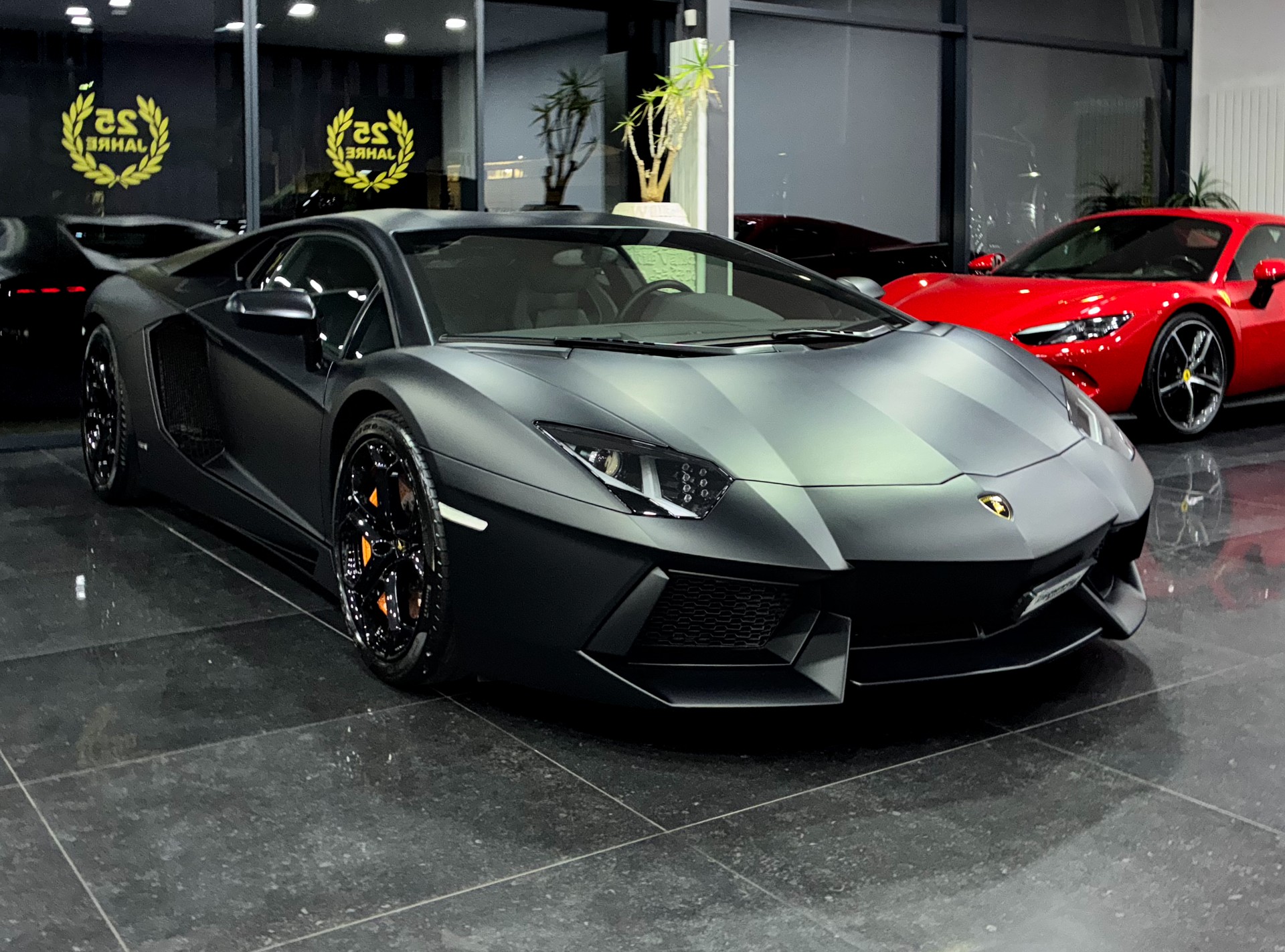 LAMBORGHINI Aventador LP700-4 Coupé E-Gear-image-2