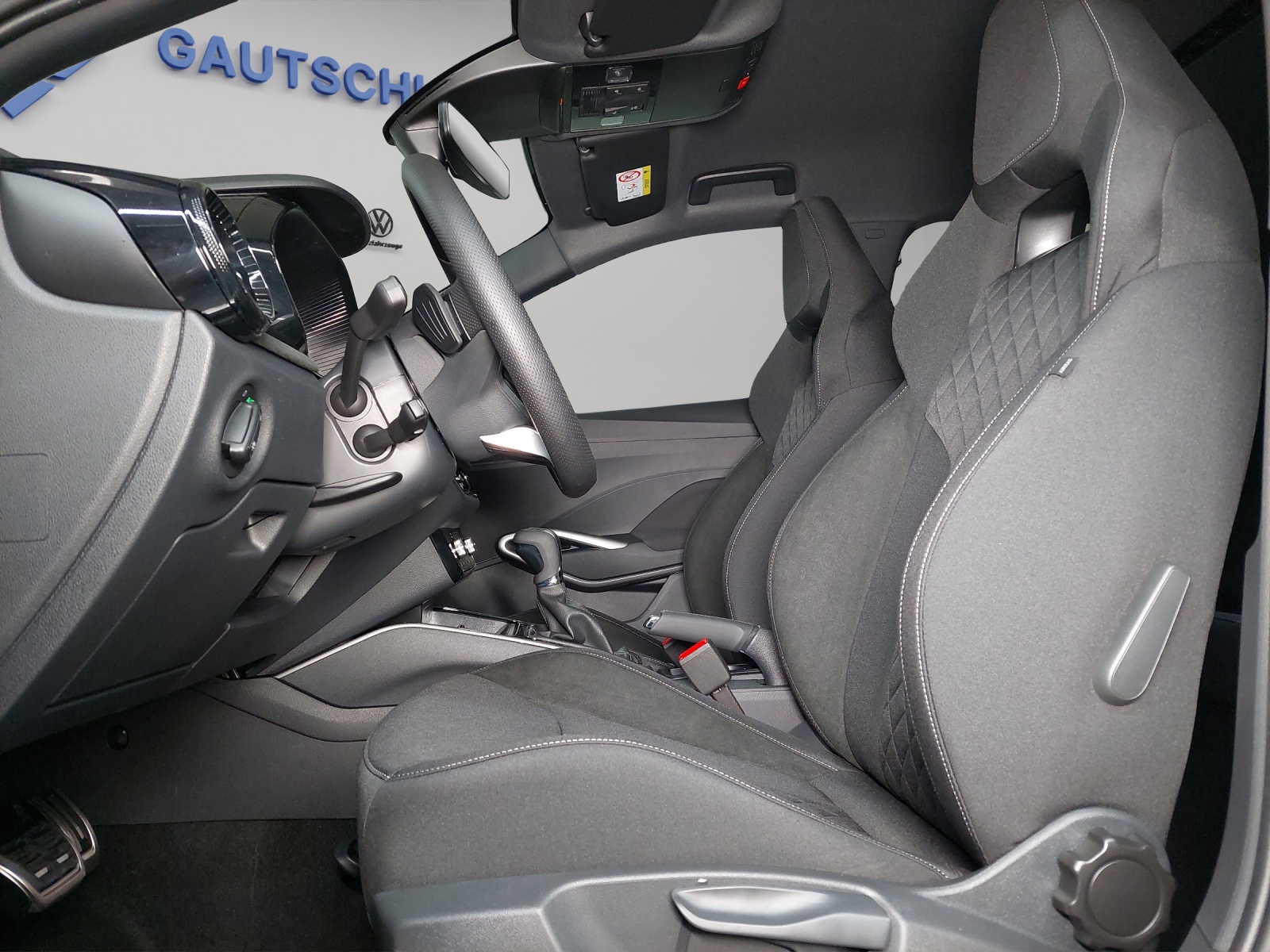 SKODA Fabia 1.5 TSI Dynamic DSG-image-5