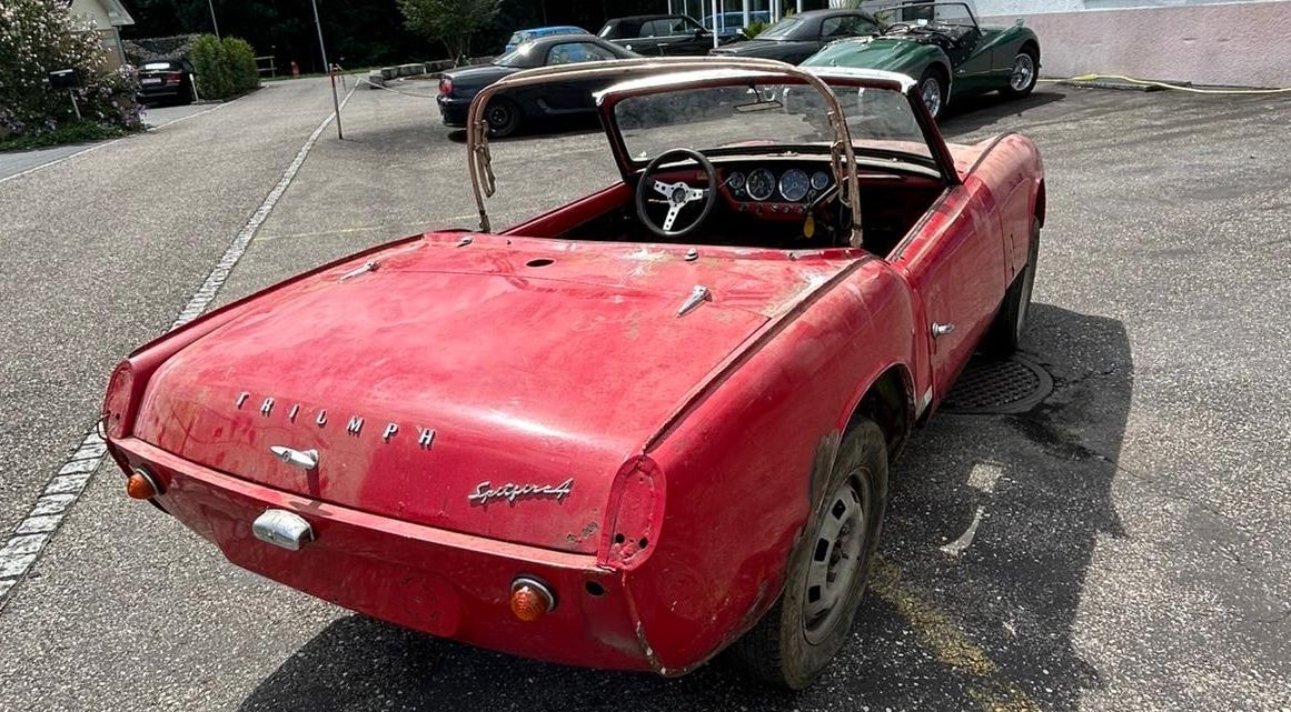 TRIUMPH Spitfire 4 MK1-image-2