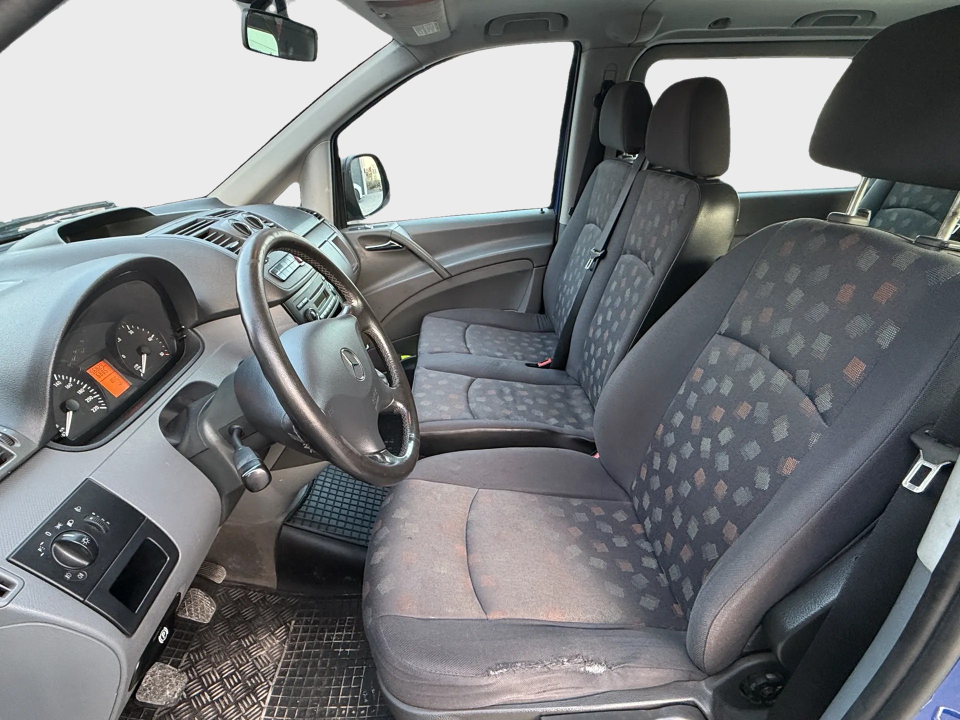 MERCEDES-BENZ Vito 111 CDI L-image-7