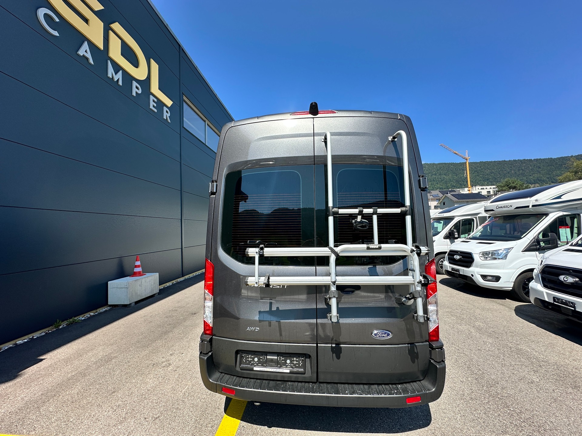 FORD Font Vendôme Forty Van AWD 4X4-image-3