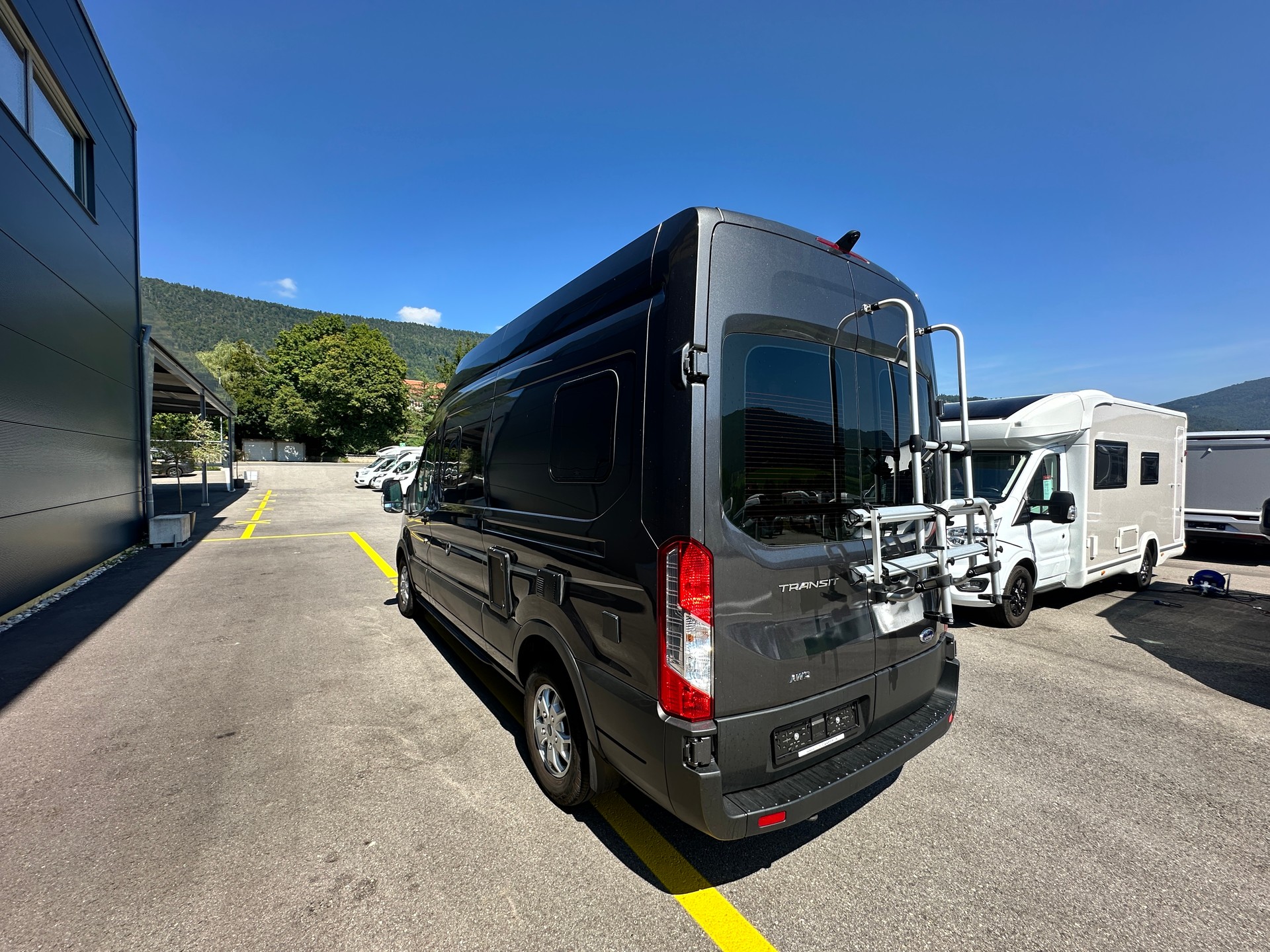 FORD Font Vendôme Forty Van AWD 4X4-image-4