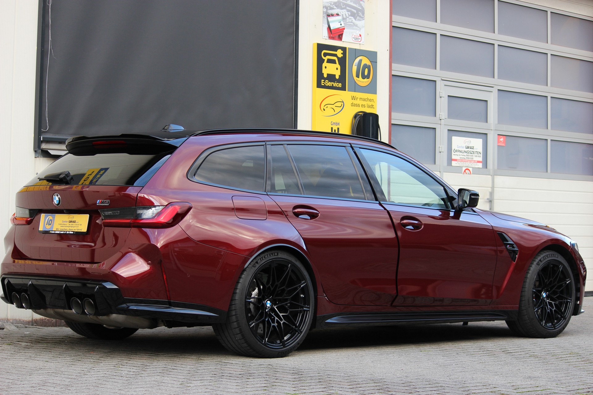 BMW M3 Touring xDrive Competition M LCI *530 PS*-image-6